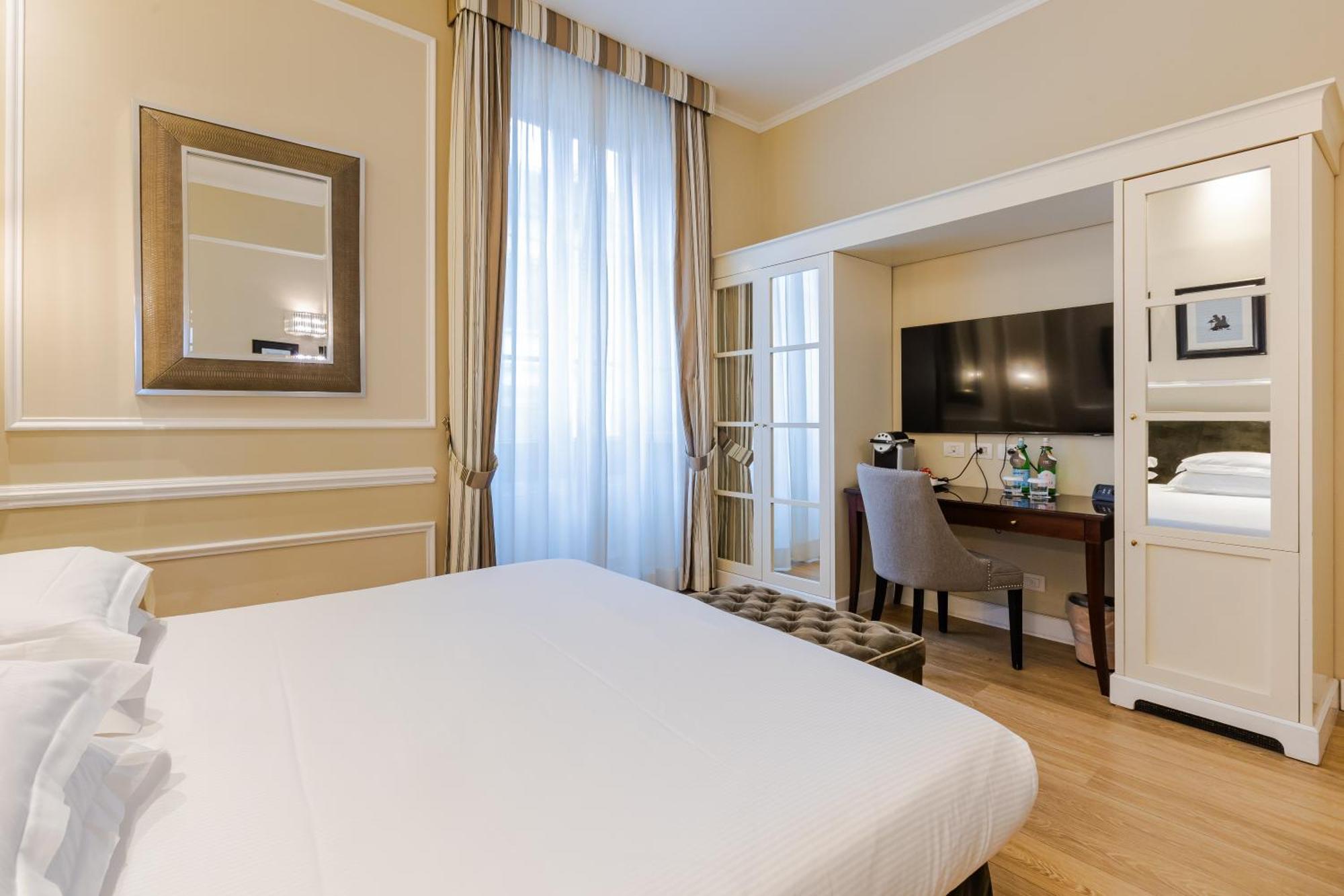 Superior Double or Twin Room City View