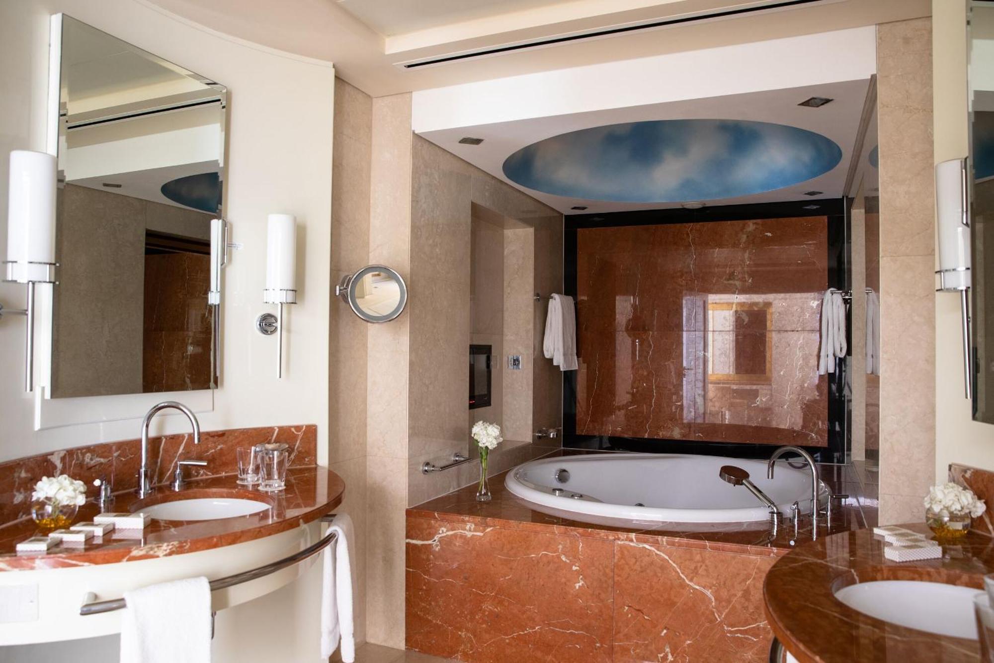 Presidential Suite Panoramic Skyline Views Airport Transfers Direct Connectivity to Museum of The Future Complimentary Signature Afternoon Tea Evening Sundowners Soft Refreshments Canapes