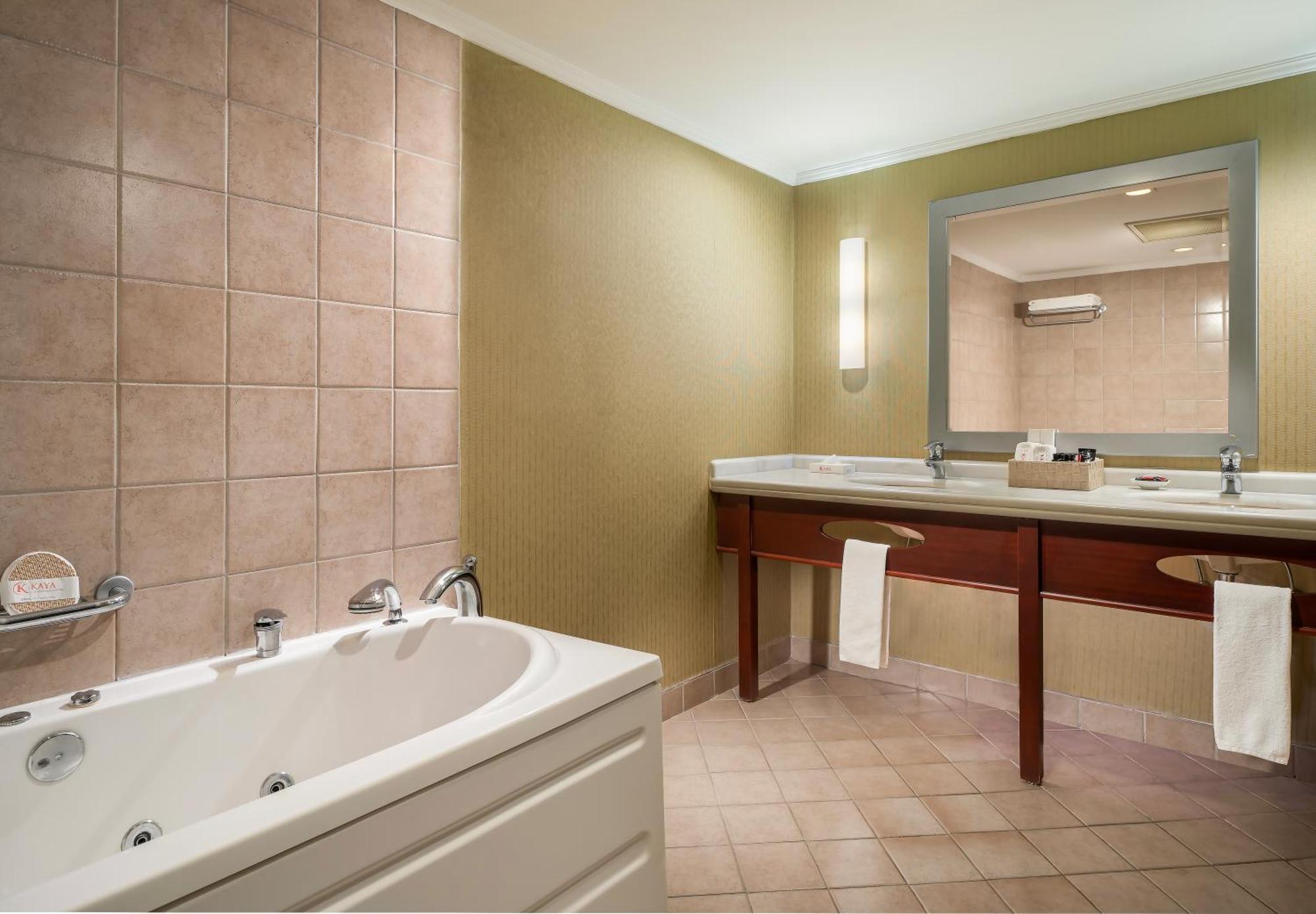 Executive King Suite