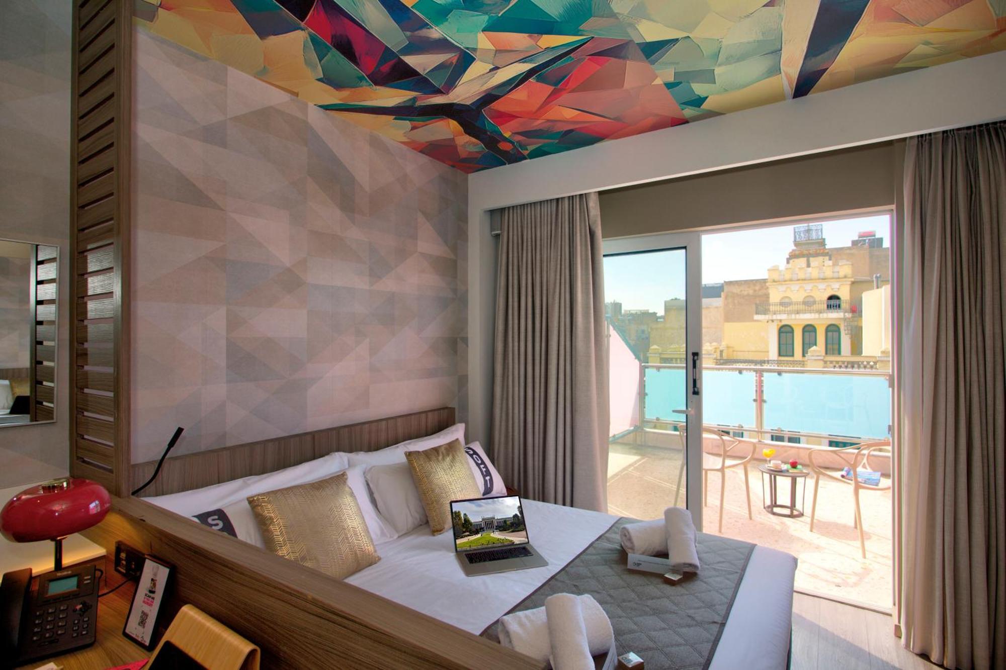 Connecting Double or Twin Rooms Balcony