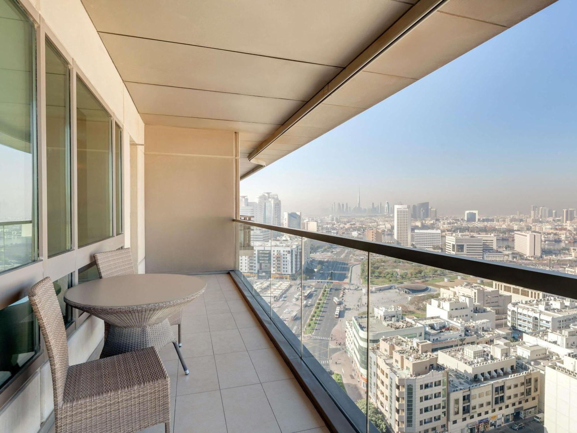 Two-Bedroom Premium Apartment Burj Khalifa Creek View