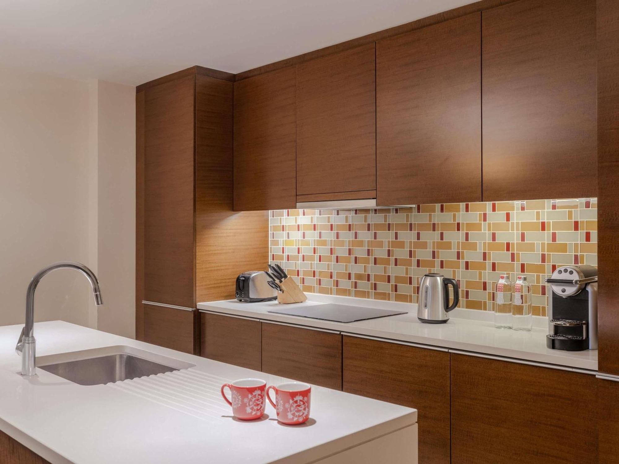 One-Bedroom Premium Apartment Burj Khalifa Creek View