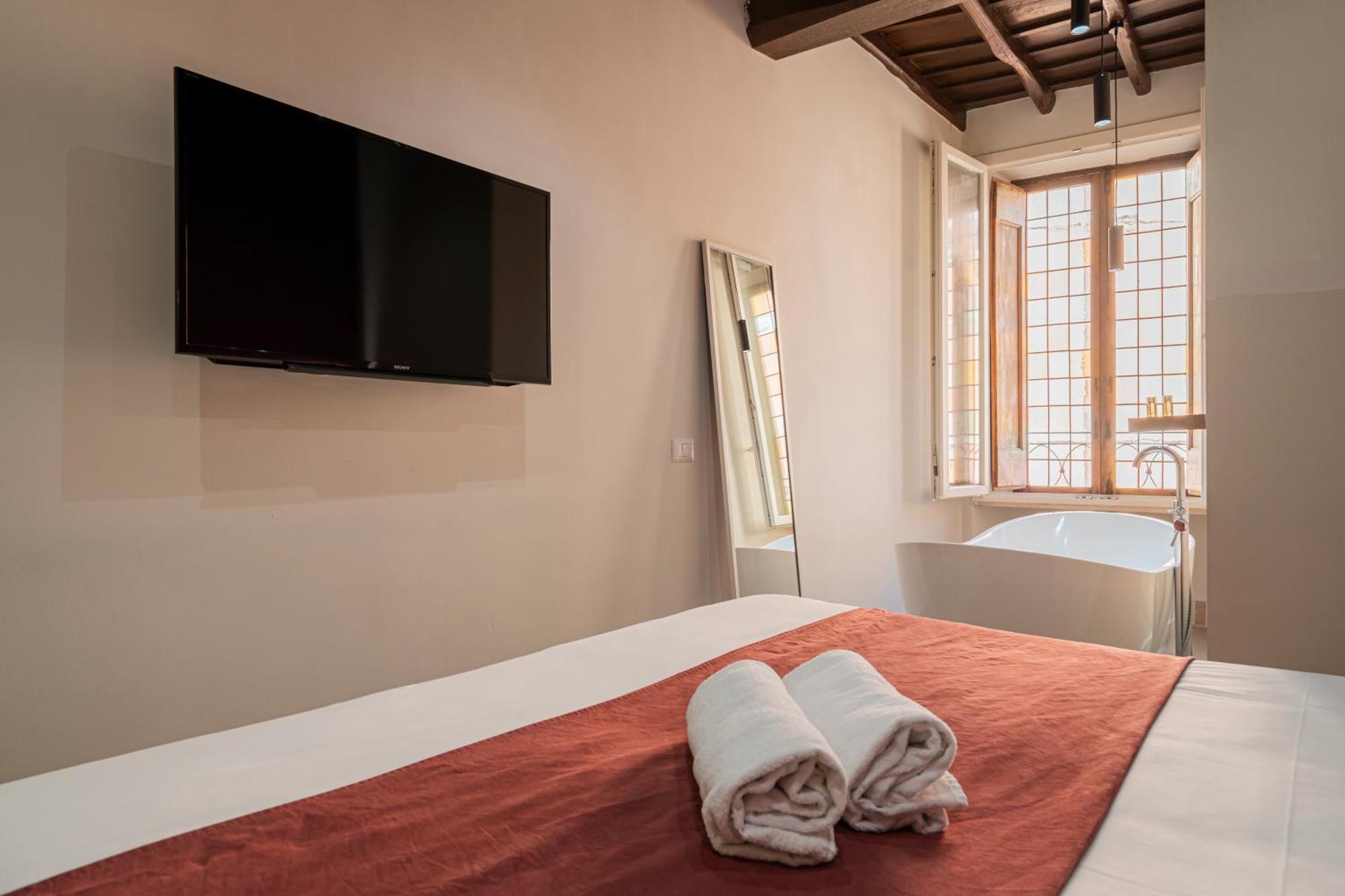 Queen Room Spa Bath