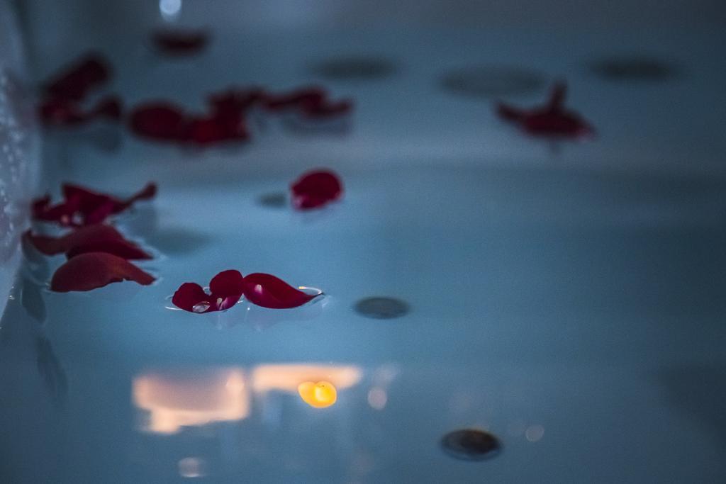 Deluxe Spa Bath