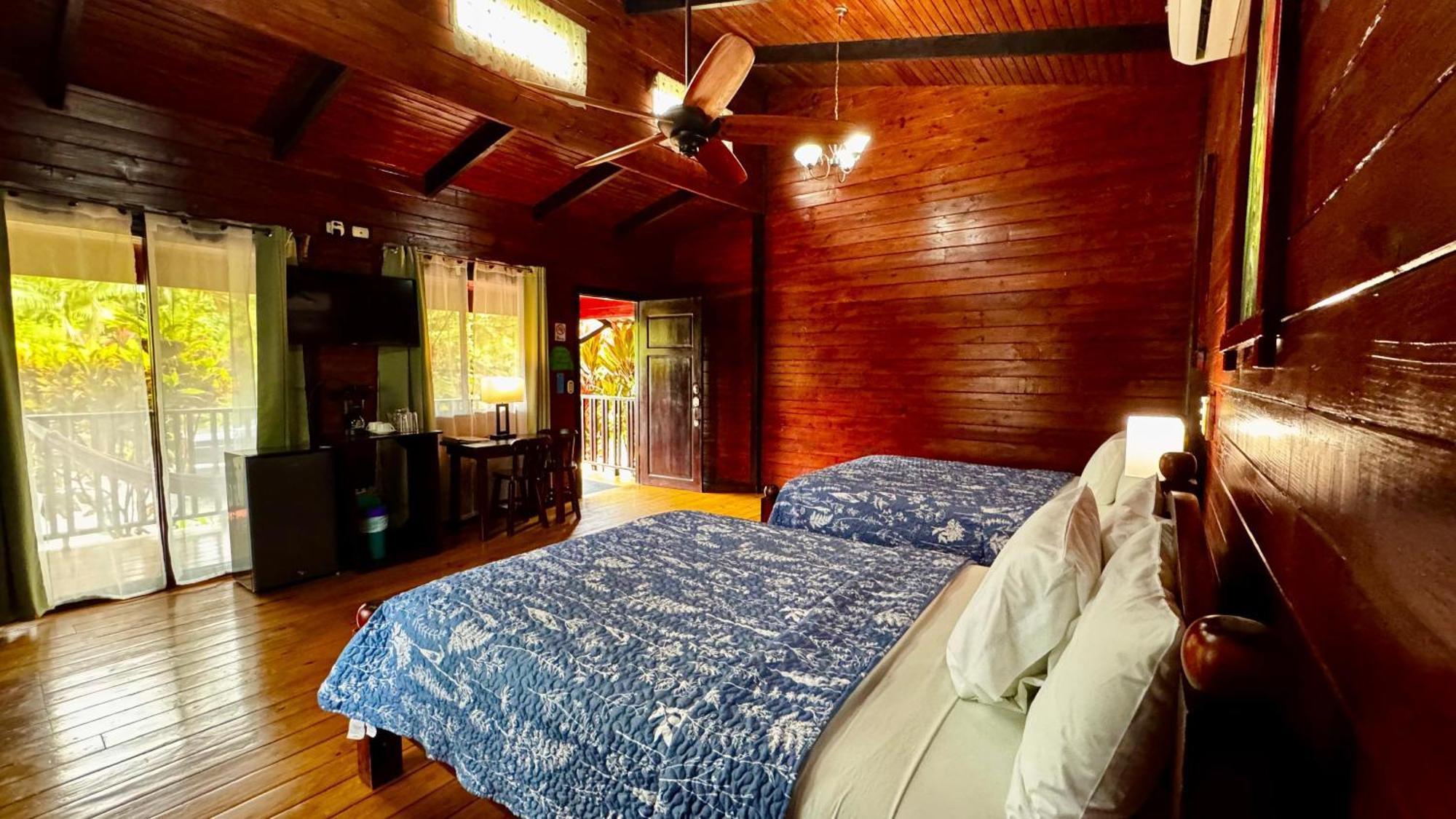 Superior Queen Room