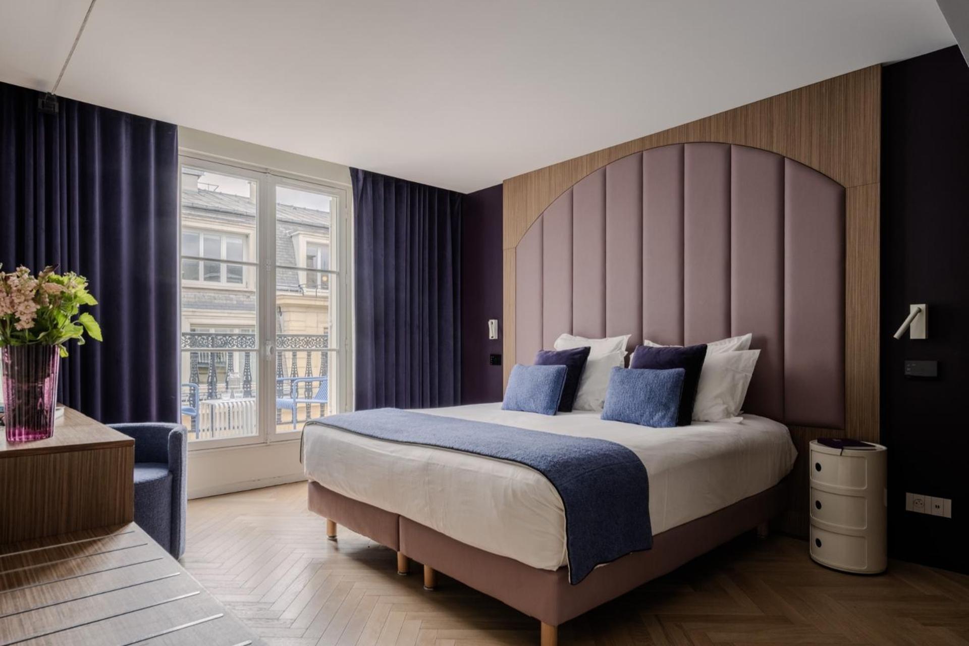 Junior Suite with Balcony