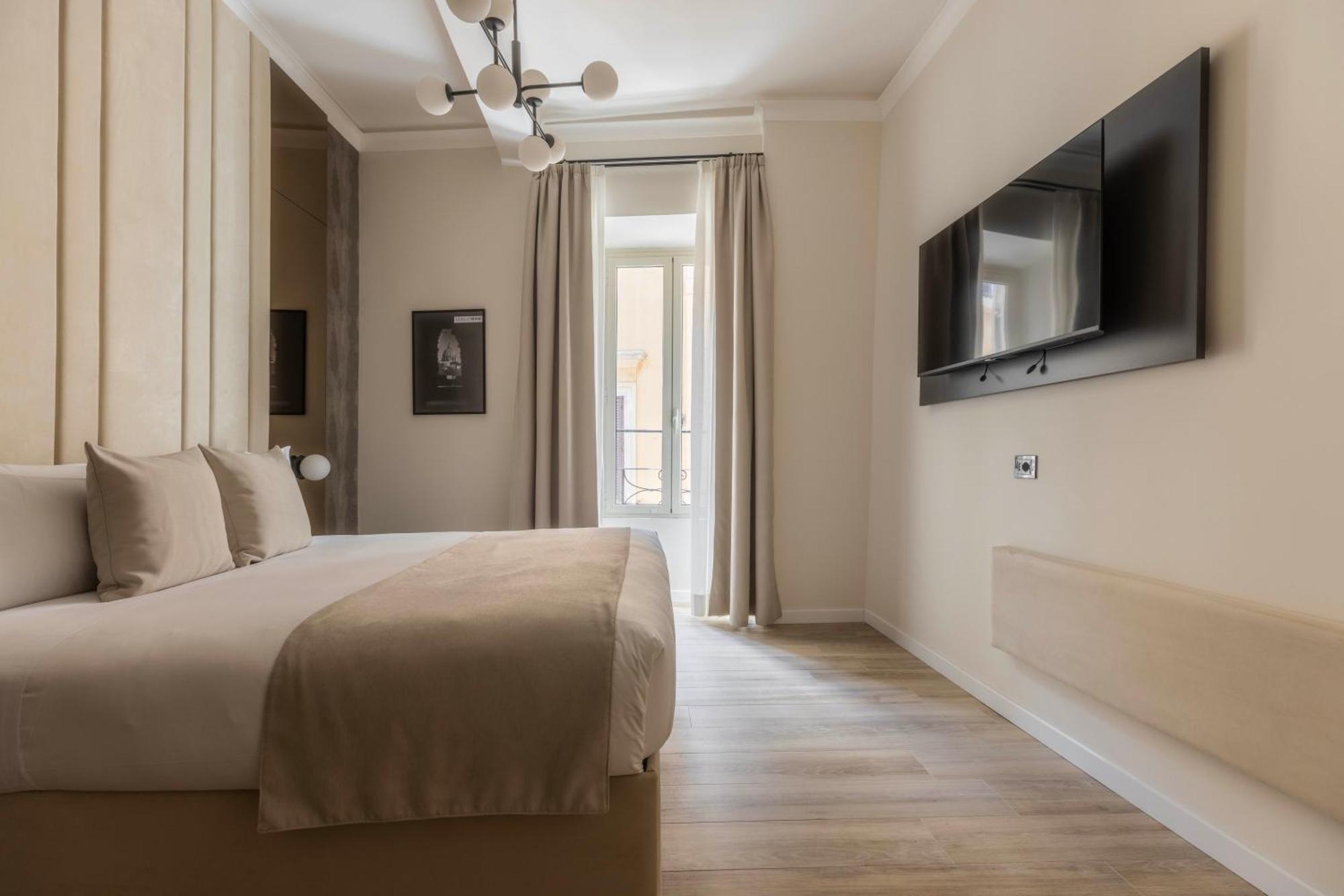 Deluxe Two-Bedroom Apartment