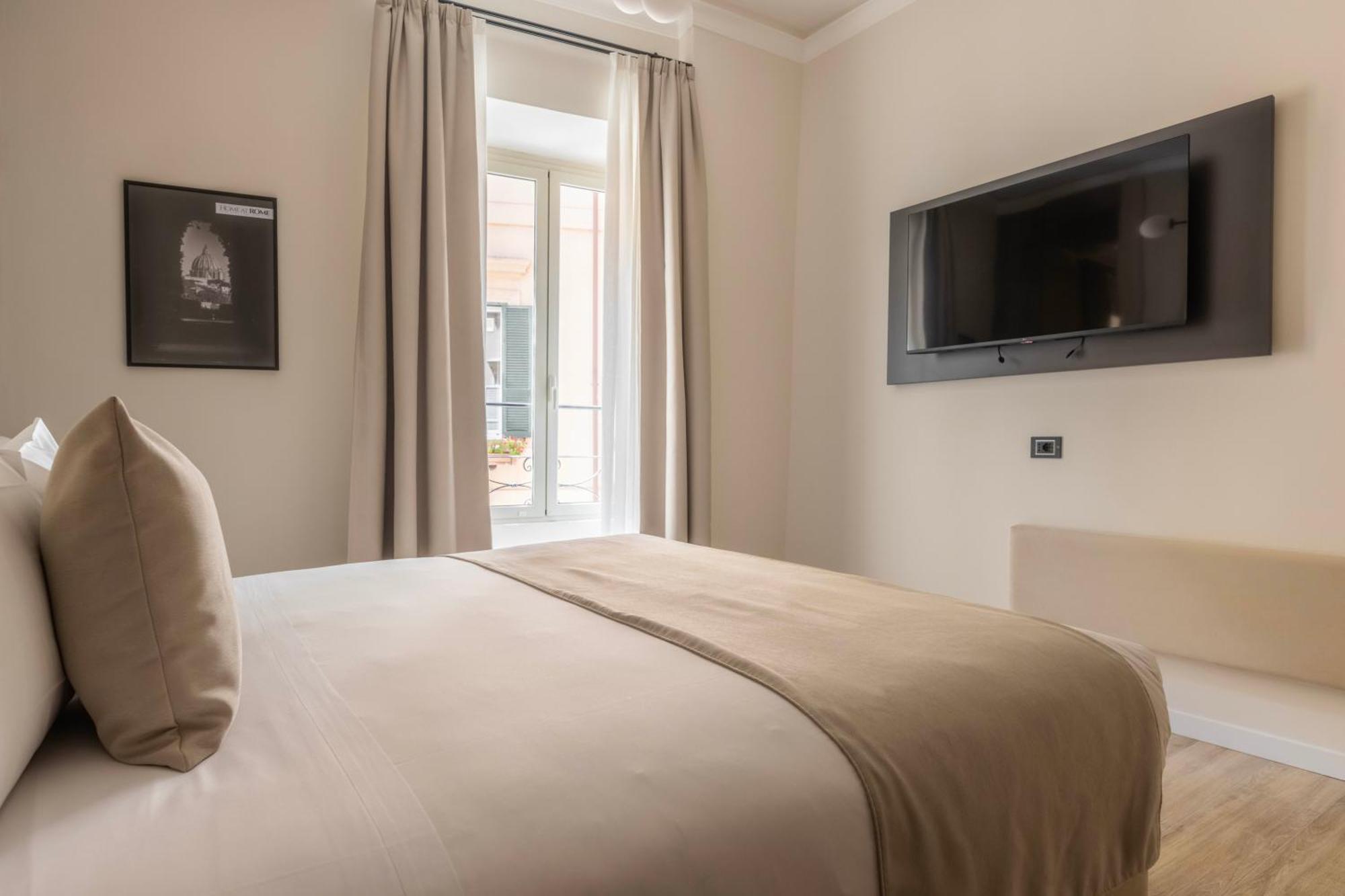 Deluxe Two-Bedroom Apartment