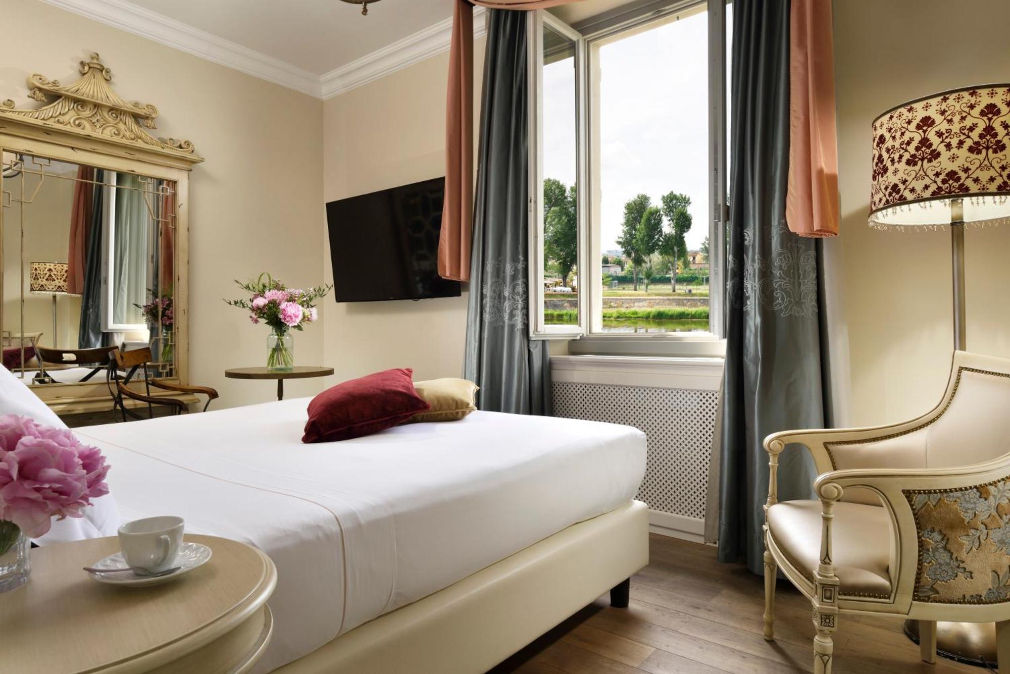 Executive Double Room Arno View