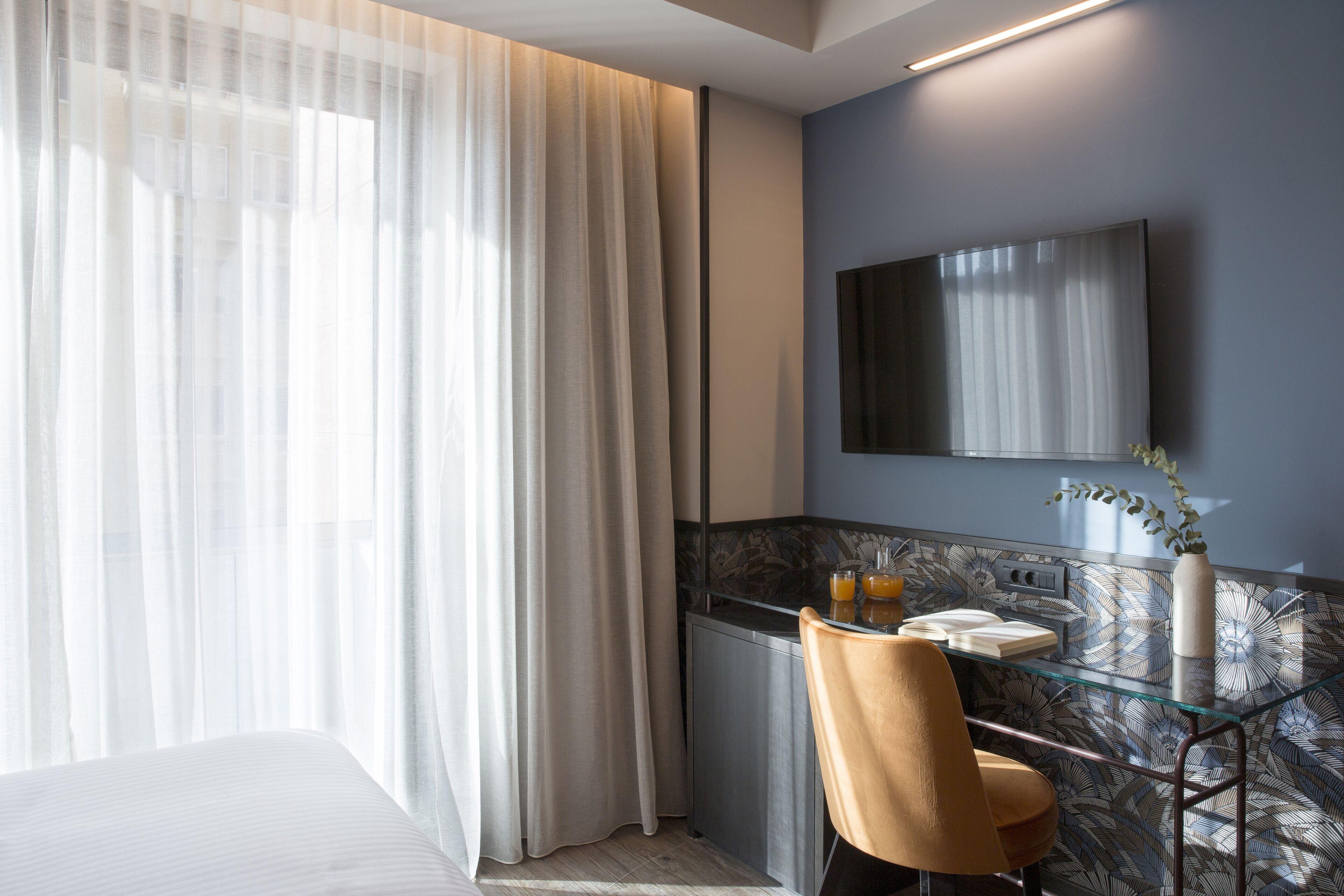 Deluxe Twin Room City View