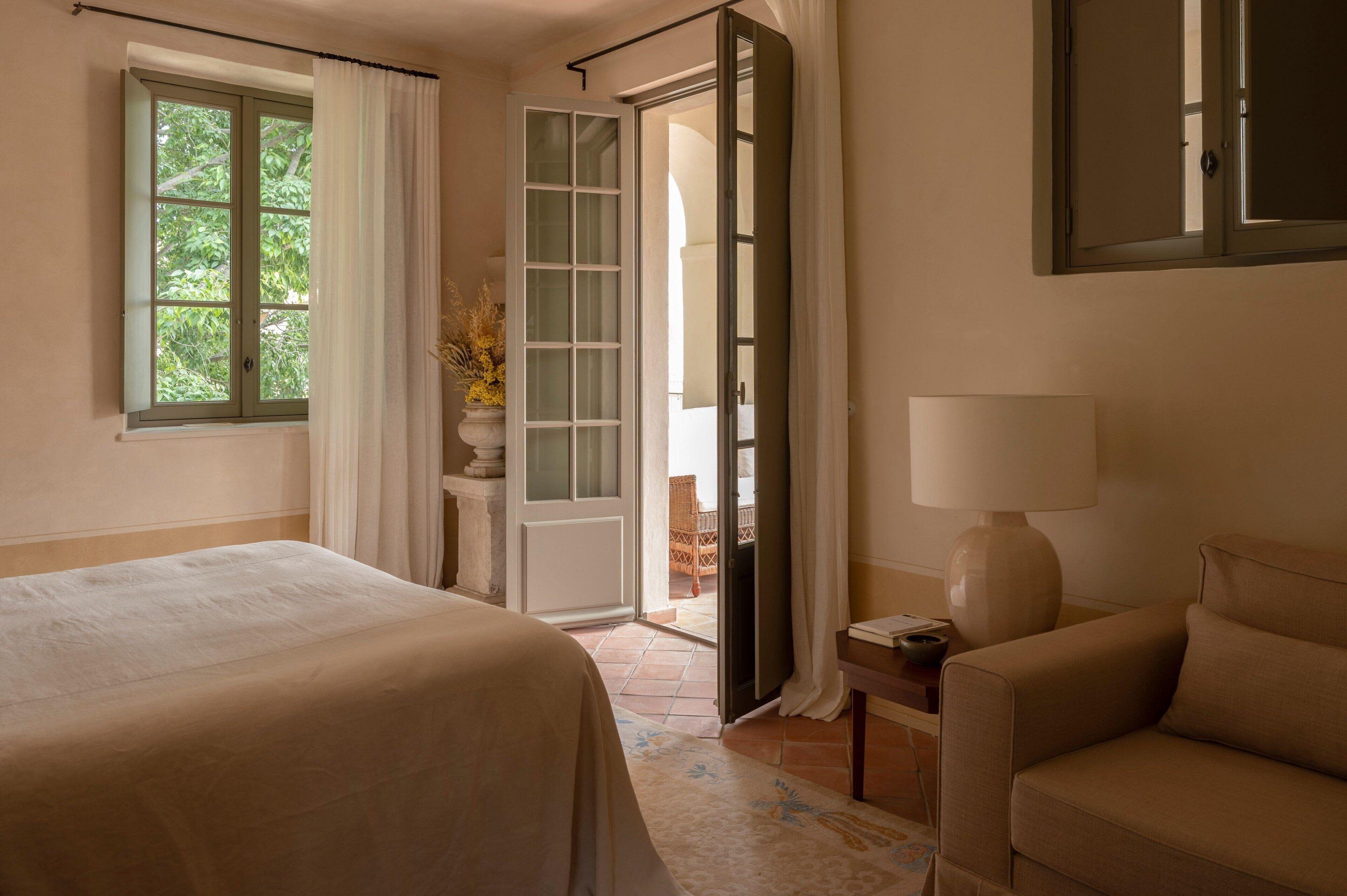 Terrasse du Cloitre King Suite Balcony