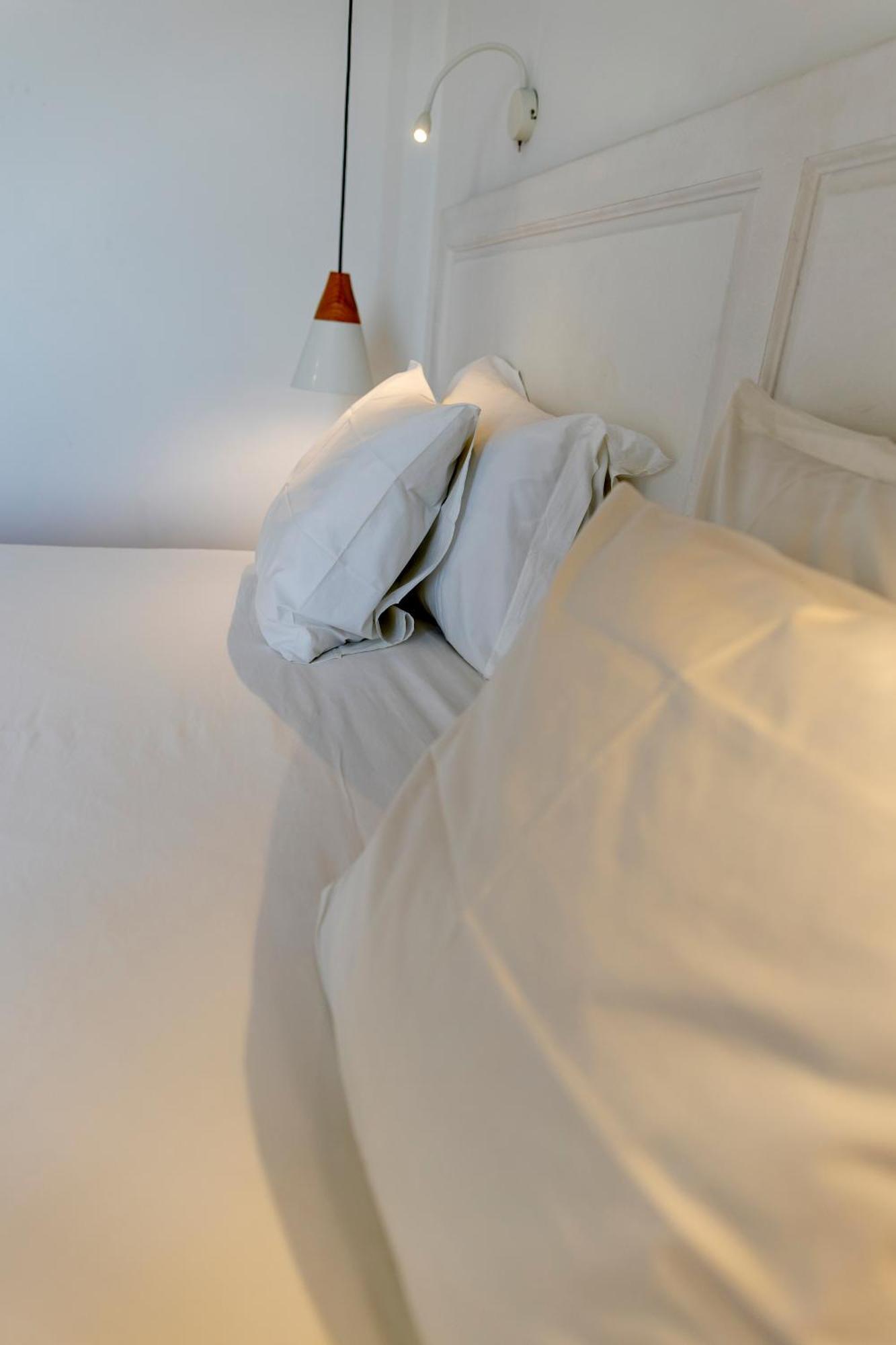 Luxury Suite Panoramic River View King-size Bed