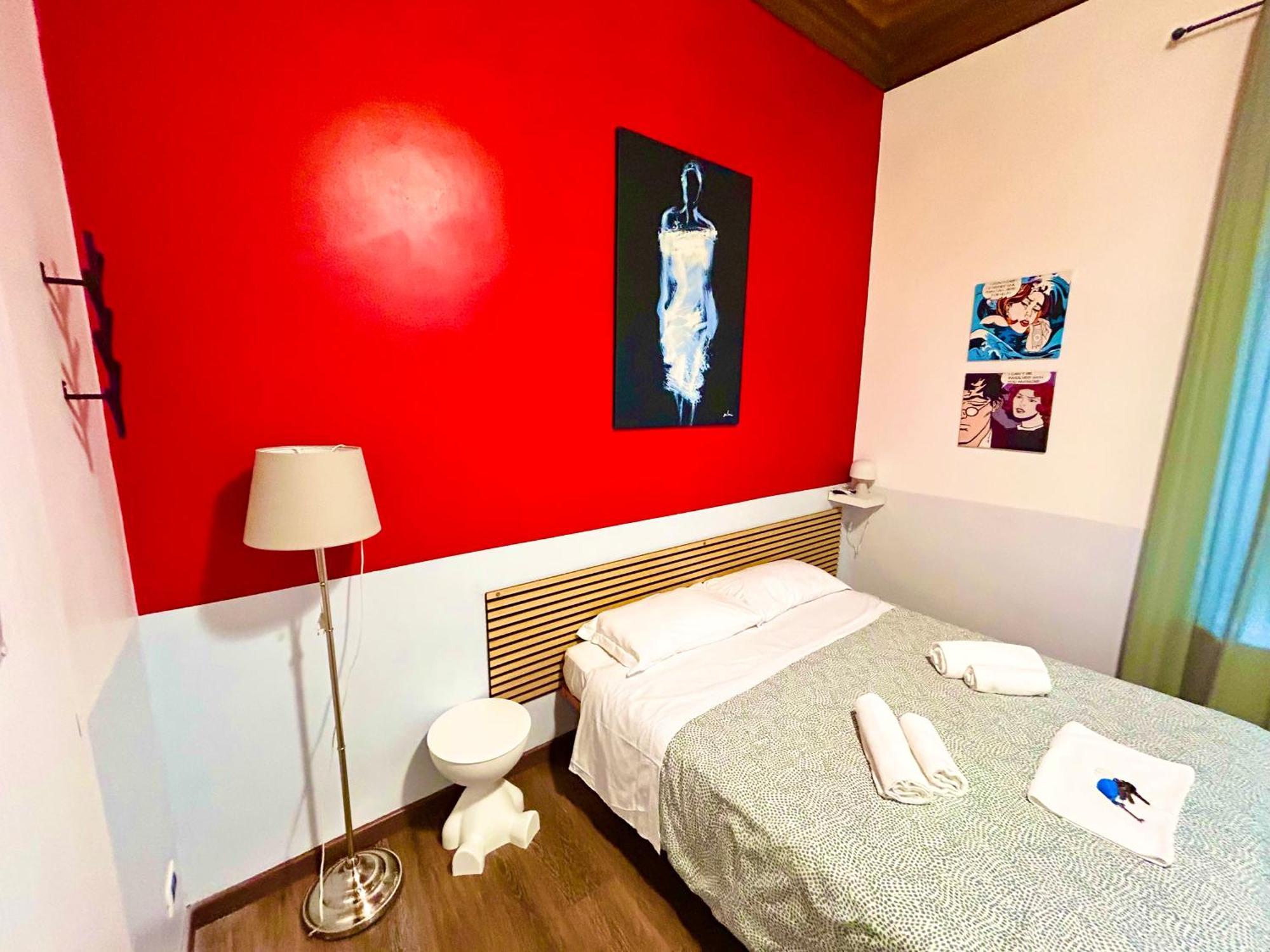 Double or Twin Room Private External Bathroom
