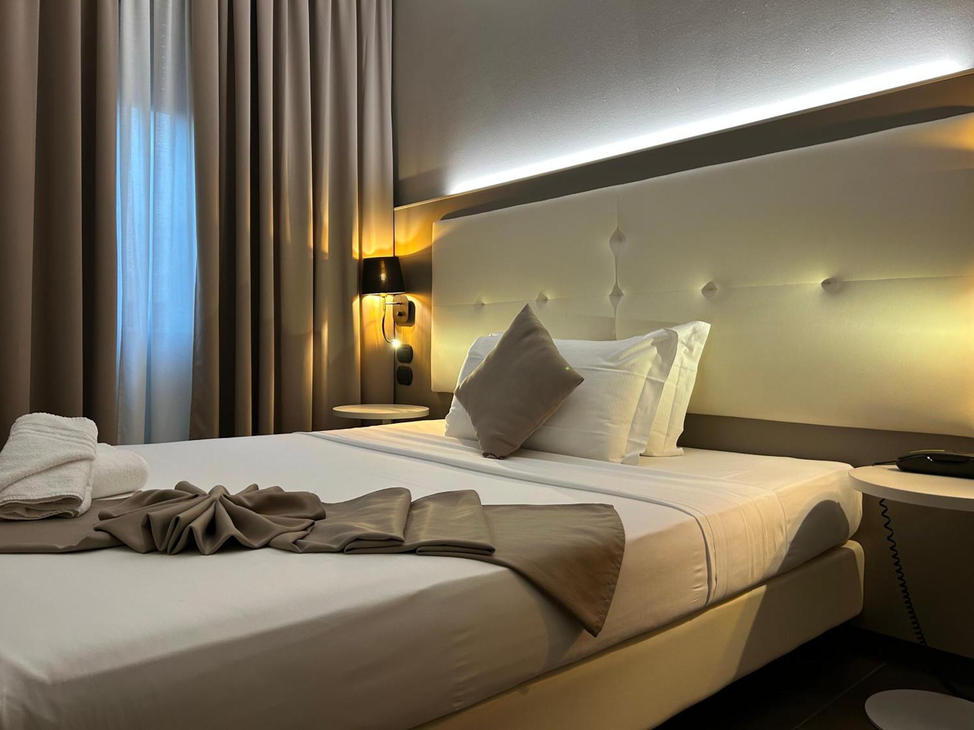Deluxe Single Room