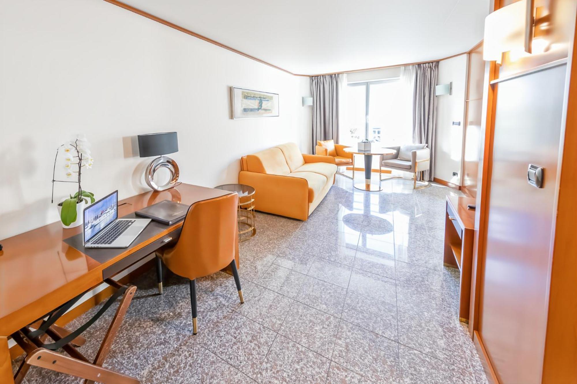 One-Bedroom Apartment 50m²