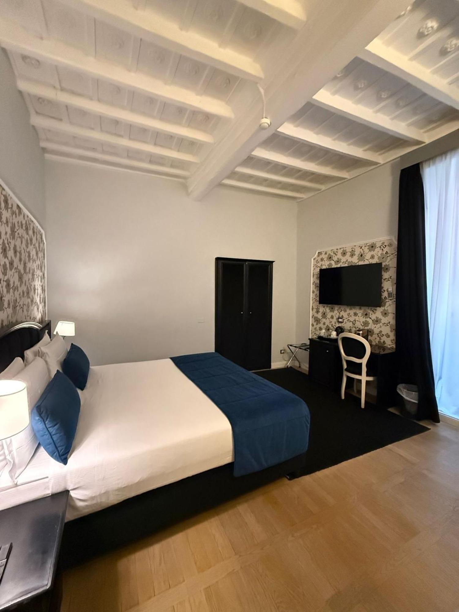 Superior Deluxe Double or Twin Room