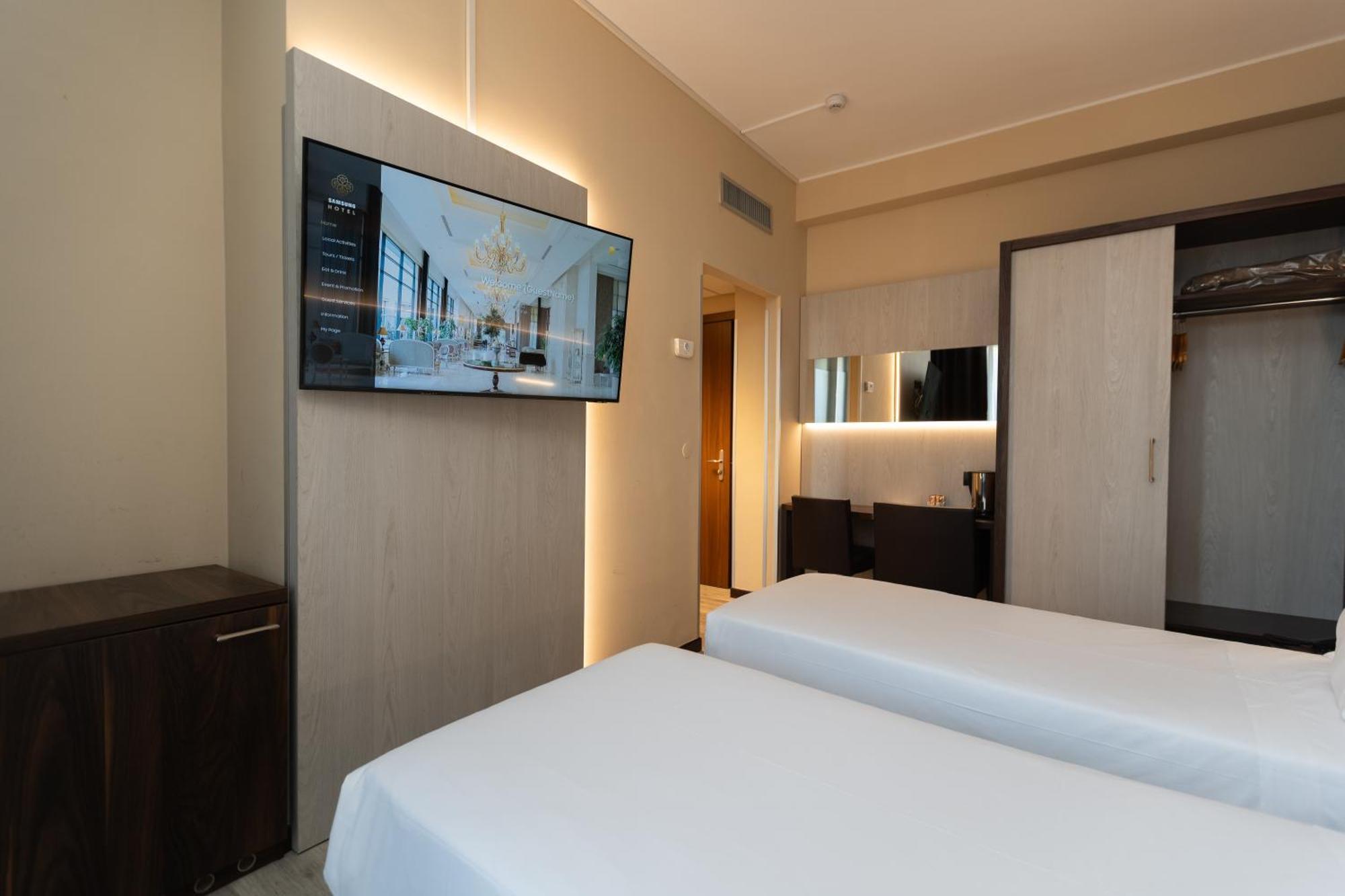Twin Room