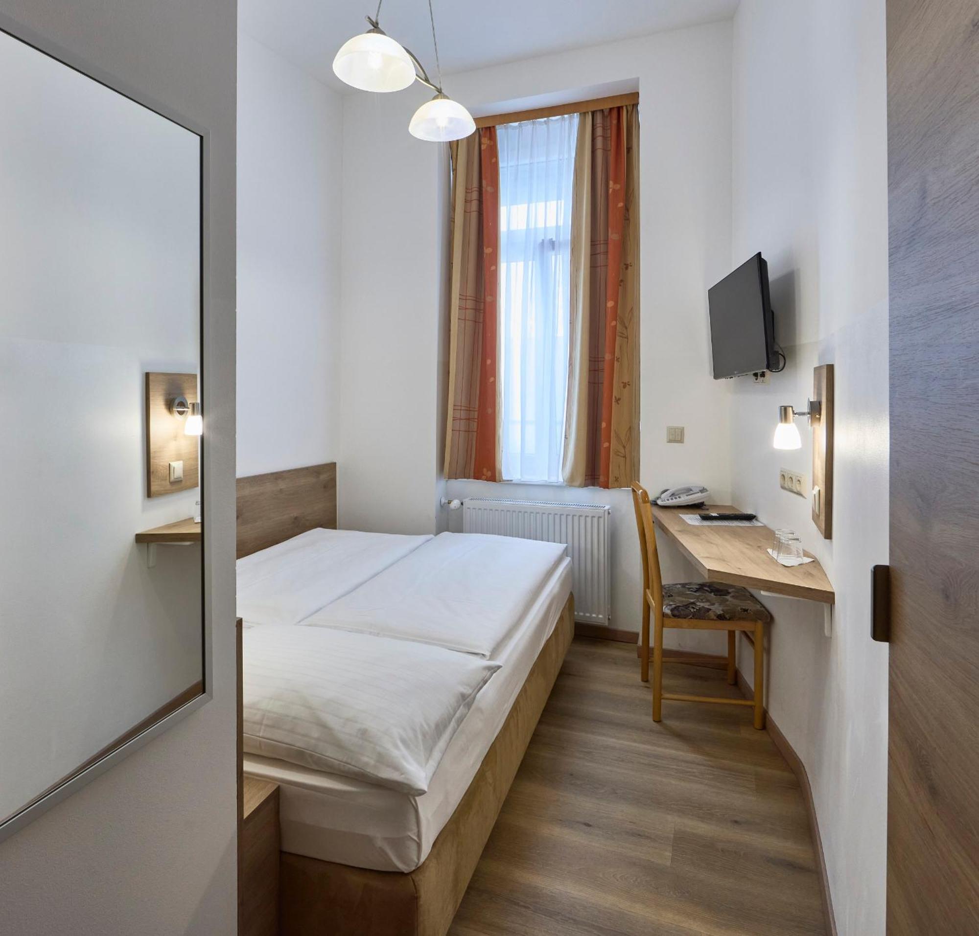 Superior Single Room