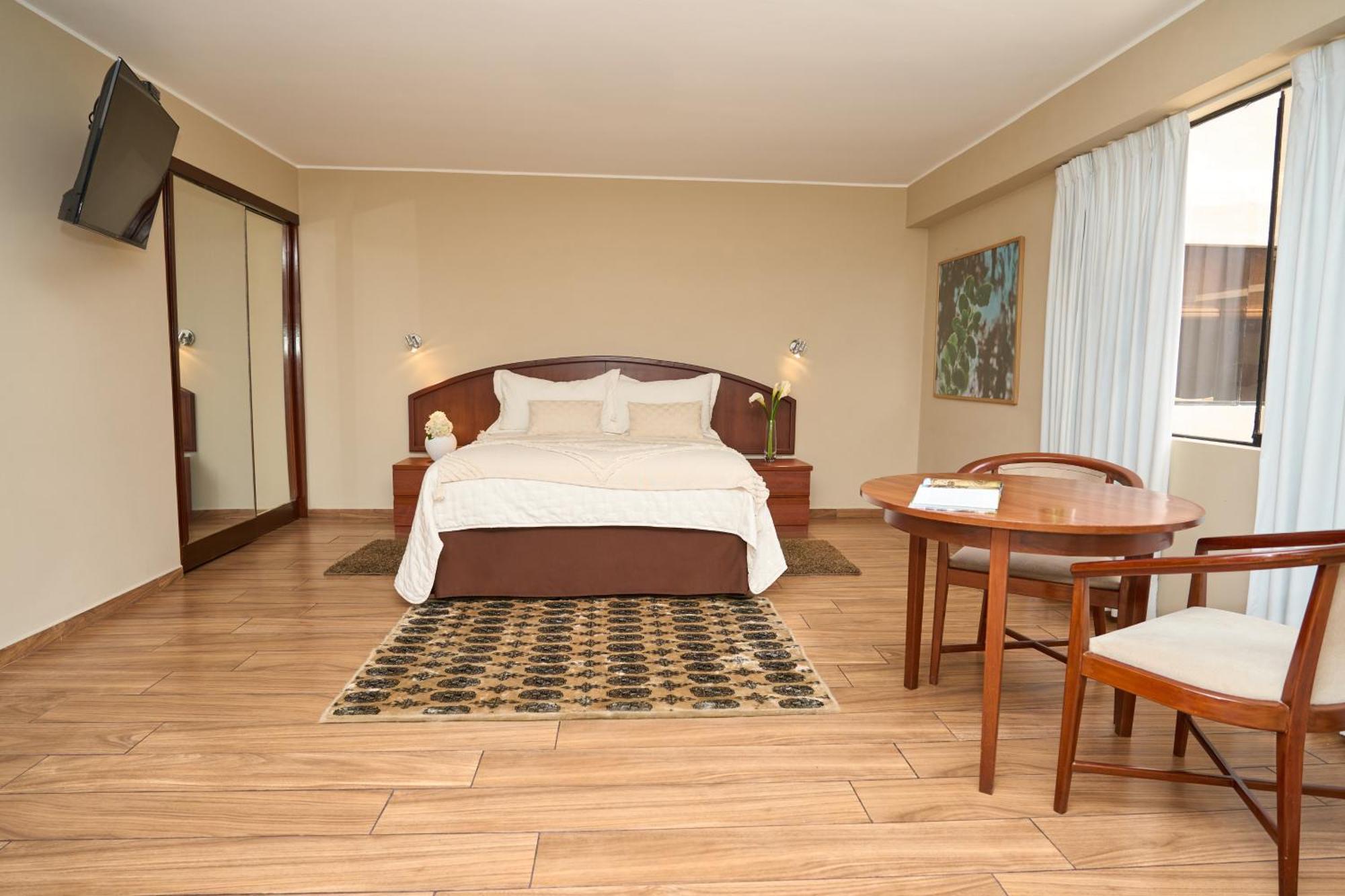 Deluxe Suite