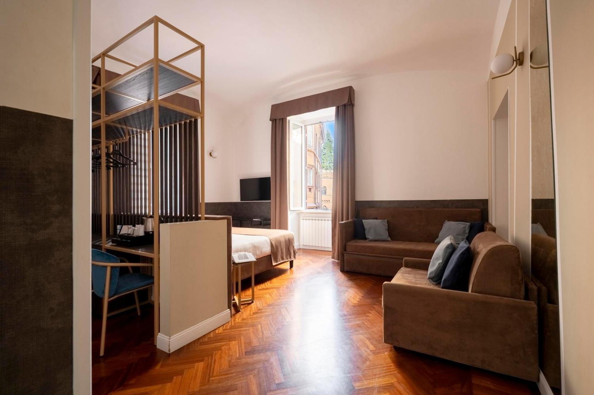 Deluxe Family Suite