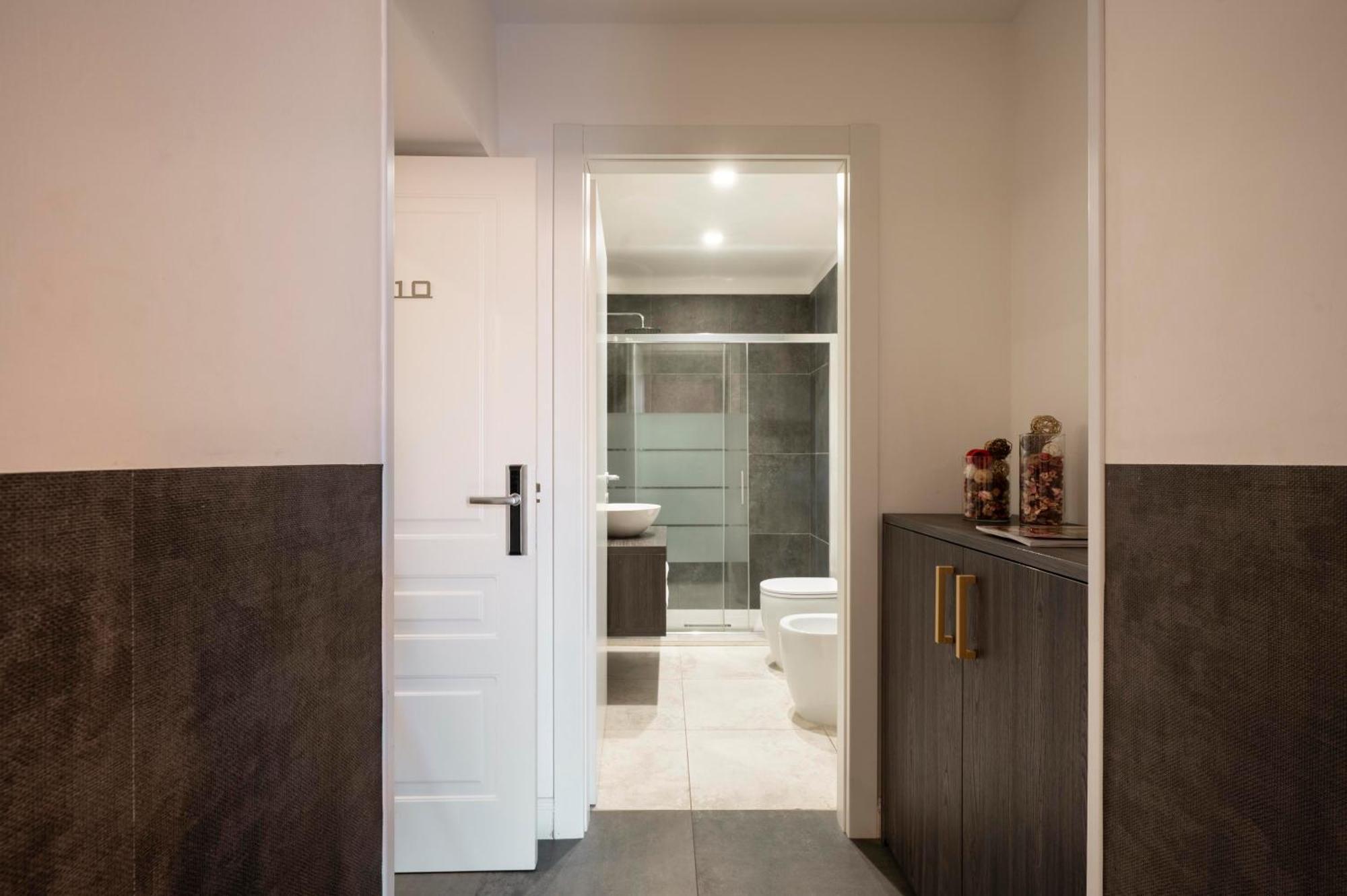 Deluxe Family Suite