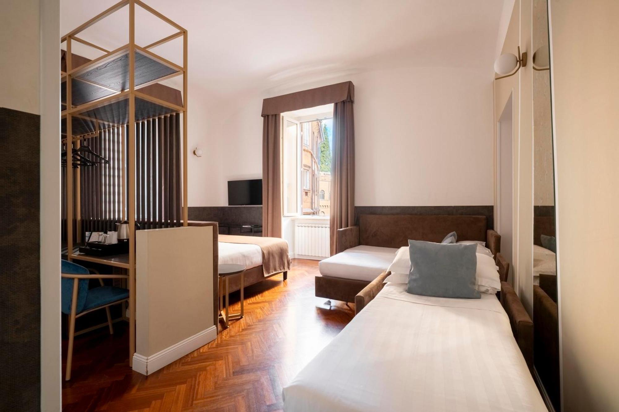 Deluxe Family Suite