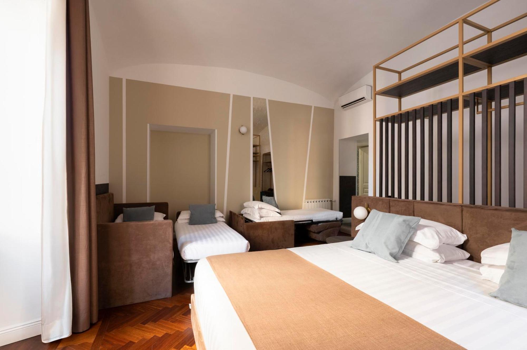 Deluxe Family Suite