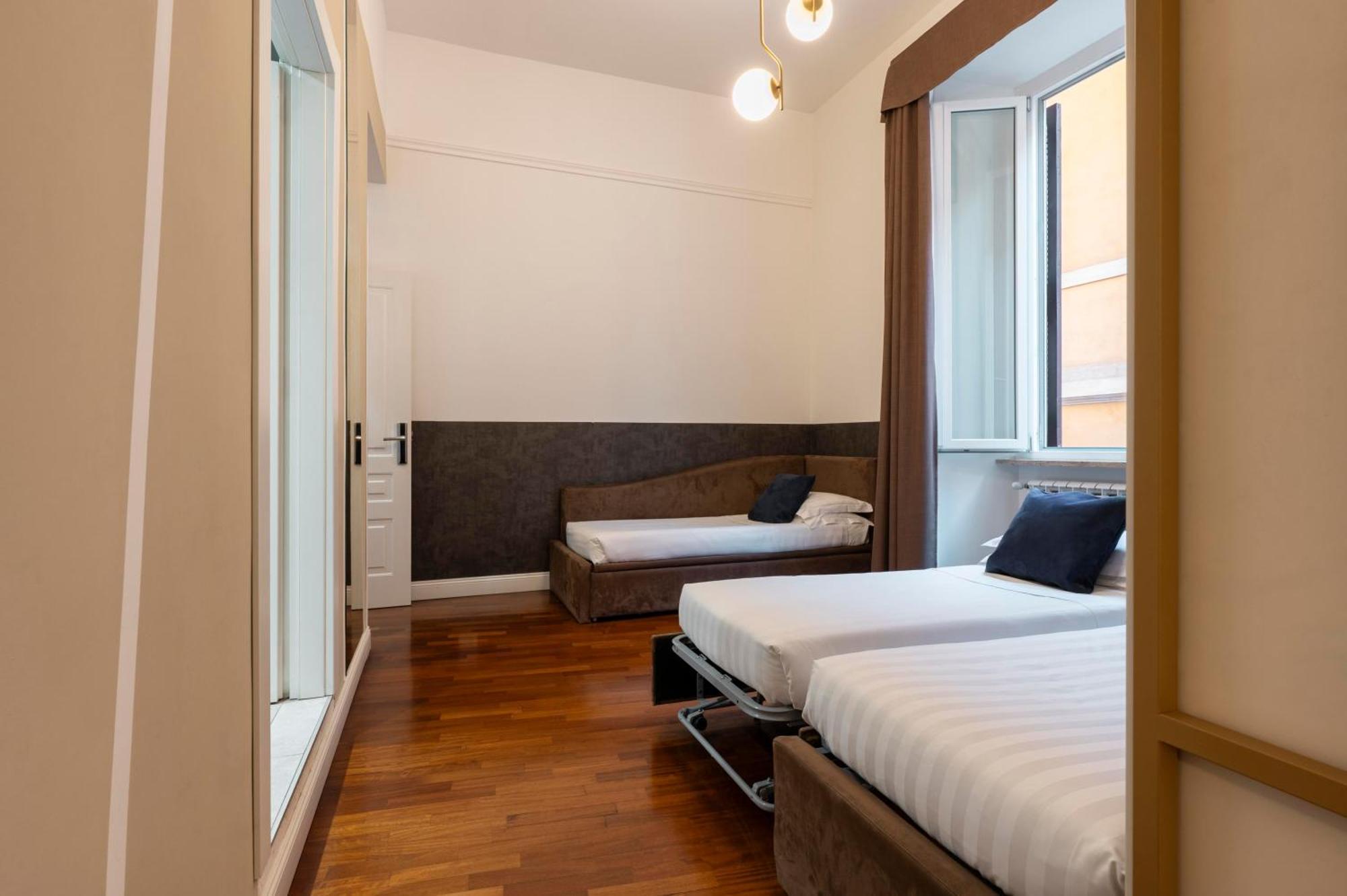 Deluxe Family Suite