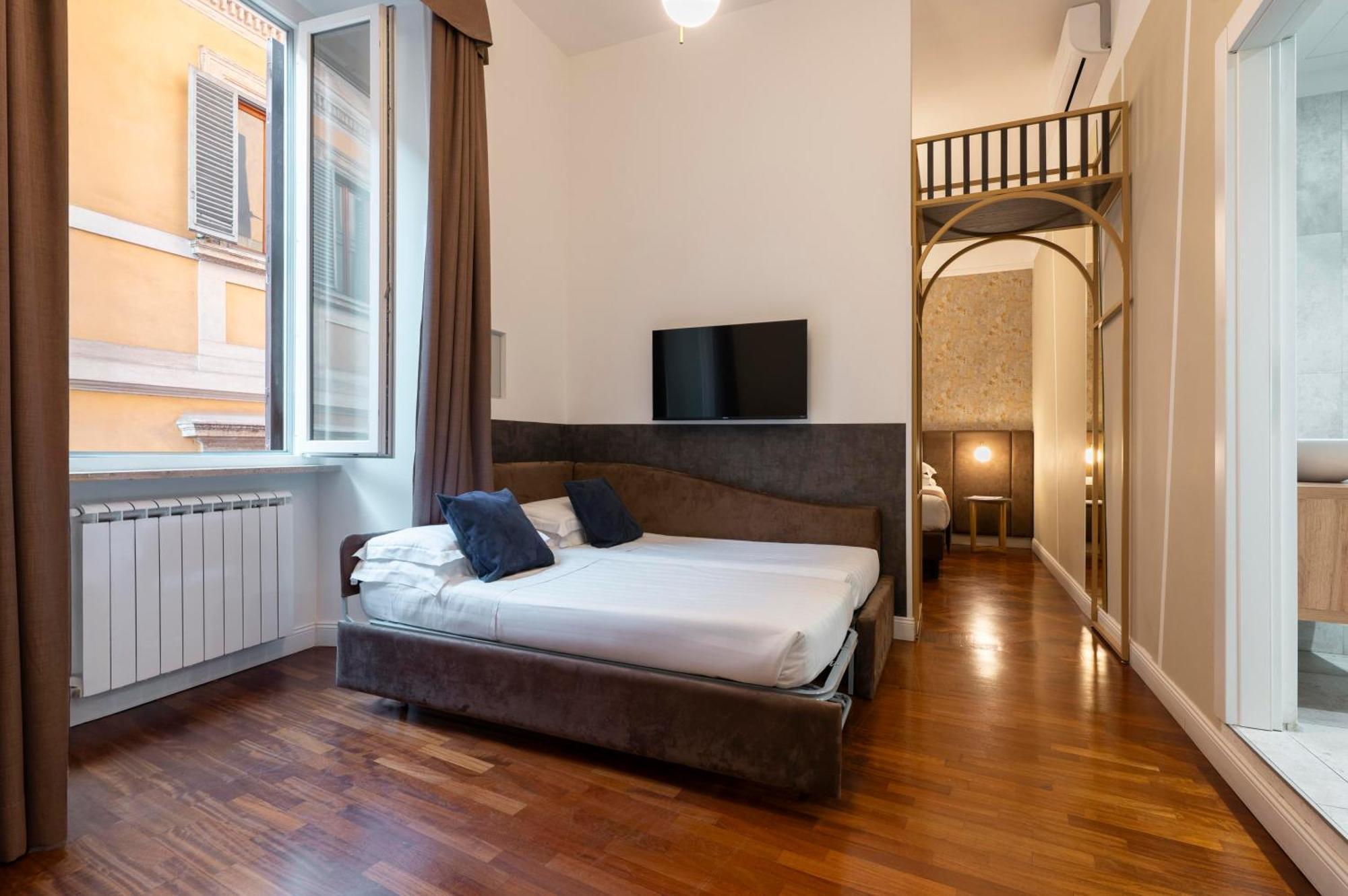 Deluxe Family Suite