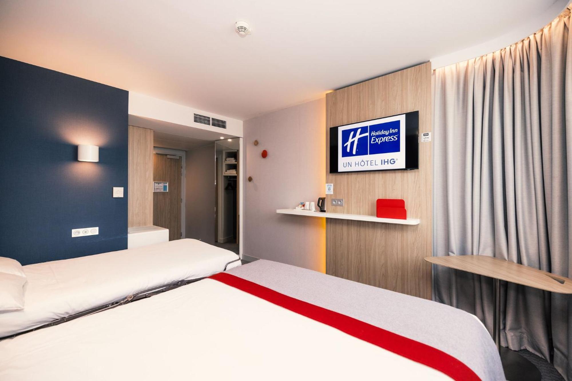 Standard Double Room Sofa Bed