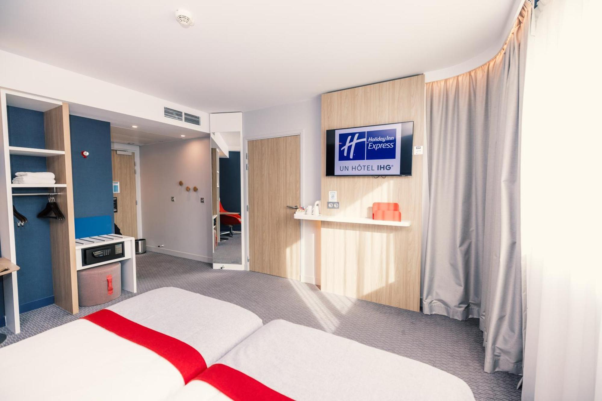 Standard Twin Room Mobility Access