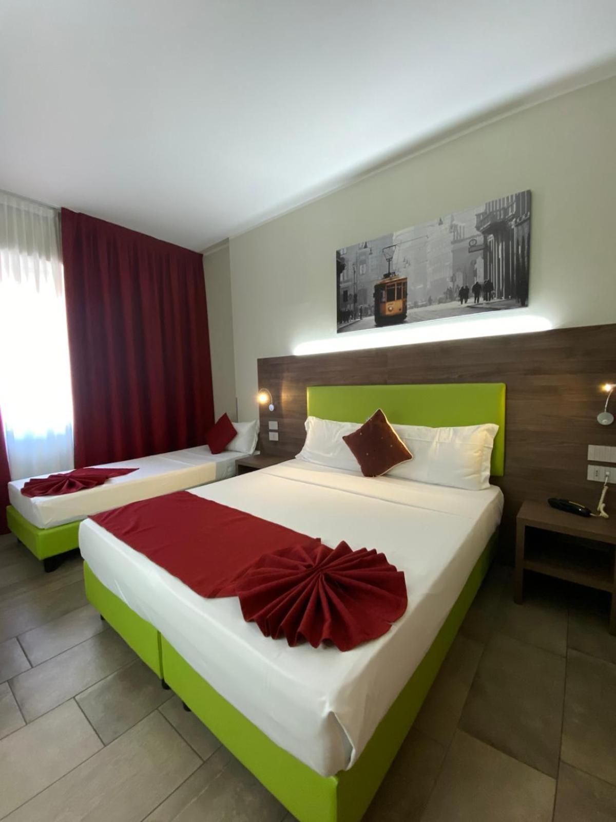 Deluxe Triple Room