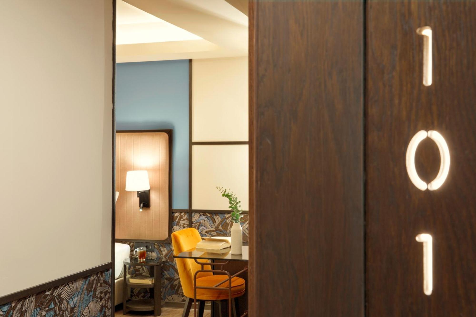 Deluxe Twin Room City View
