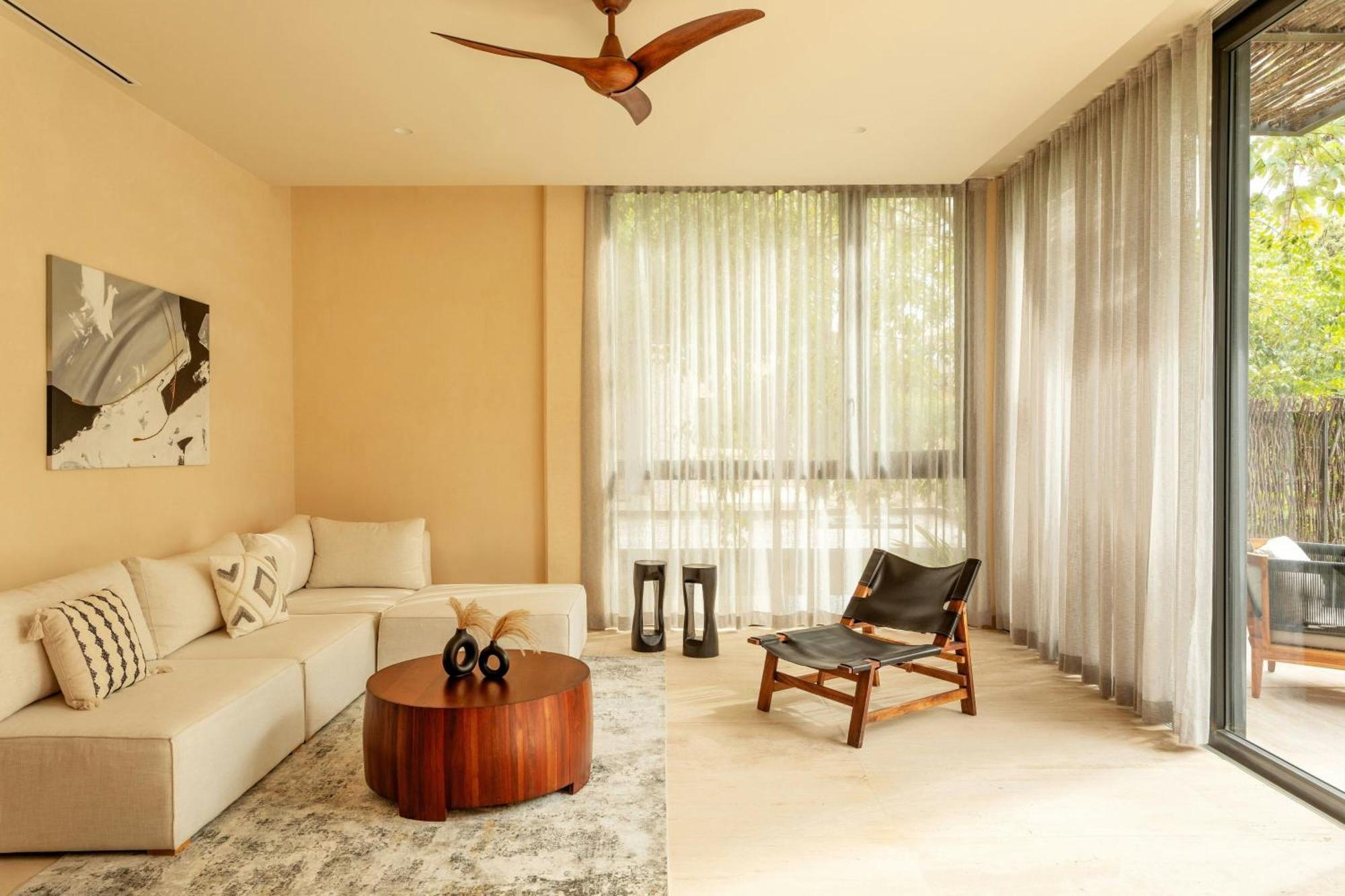 Premium 2 bedroom apartment 1 bathroom & plunge pool