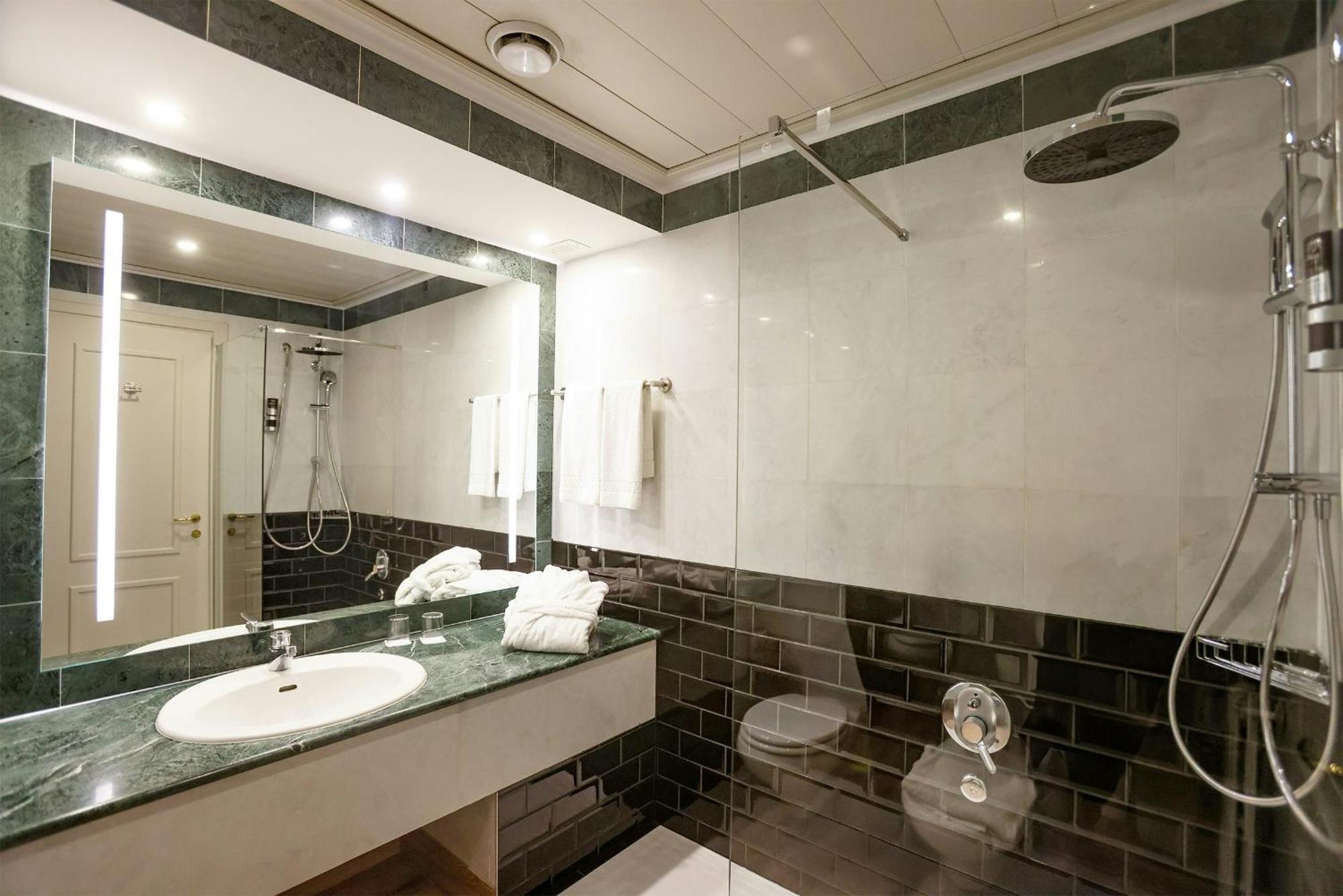 Superior Plus Triple Room