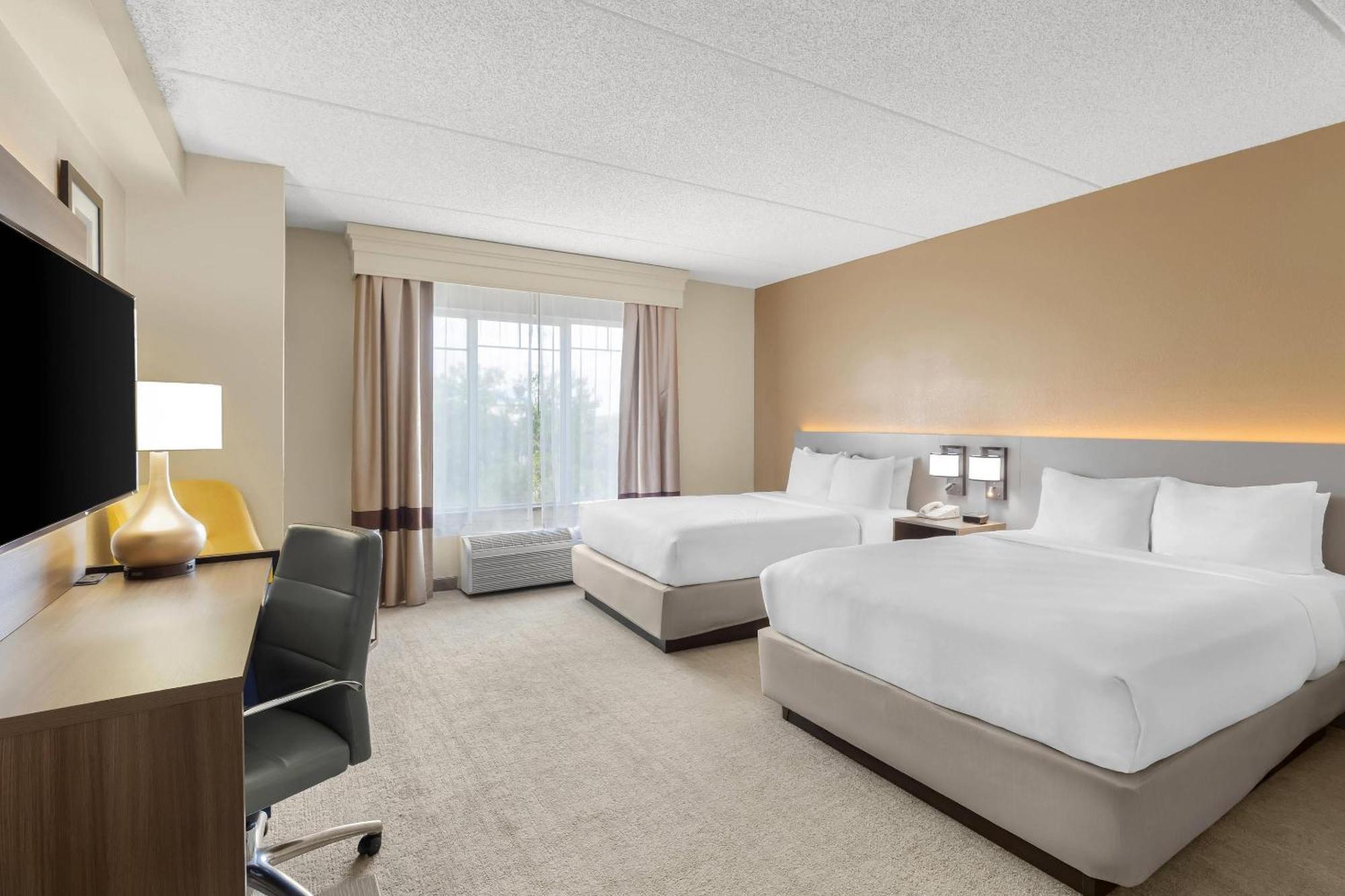 Queen Room with Two Queen Beds - Disability Access/Non-Smoking