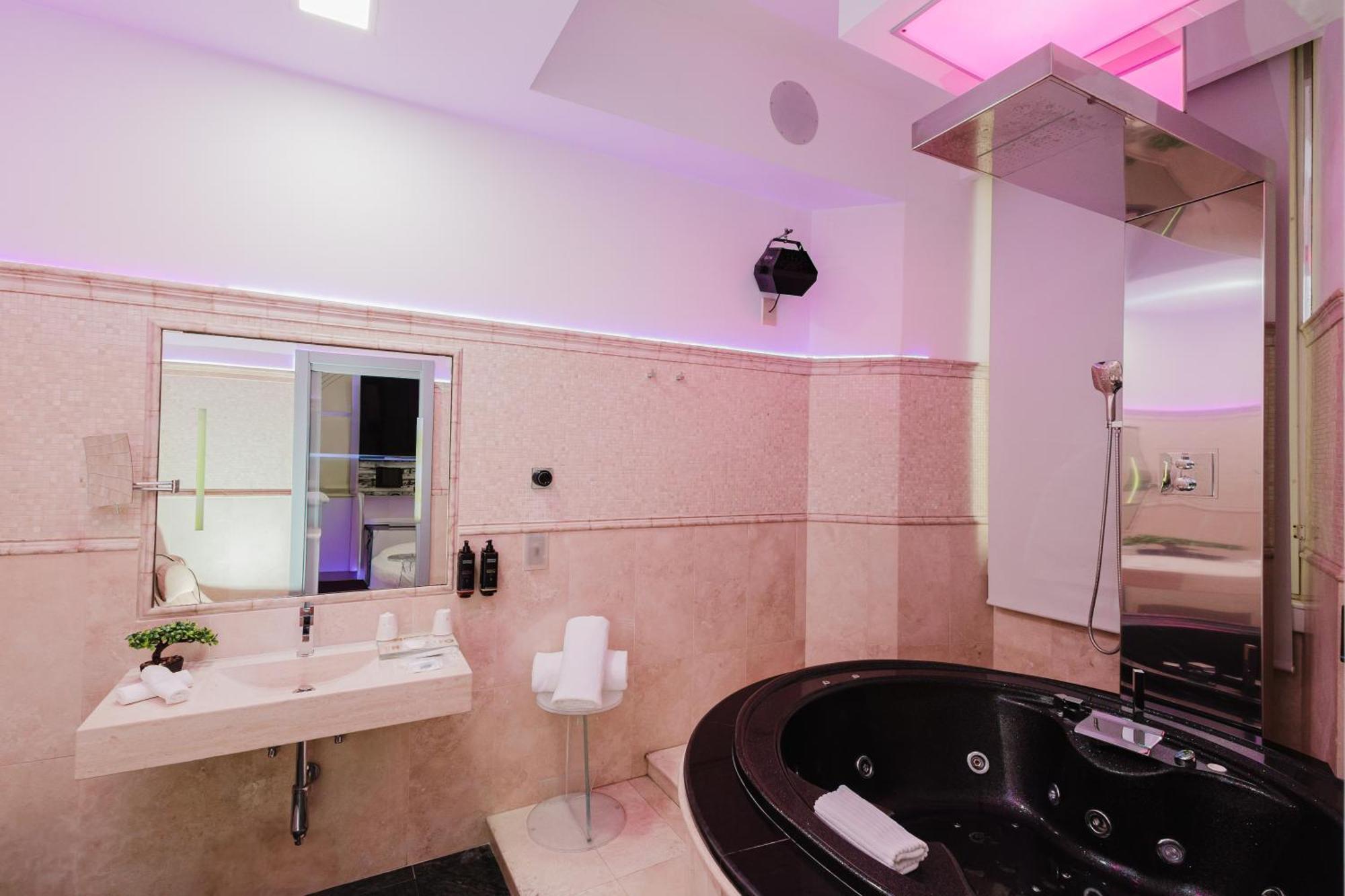 Junior Suite Private Pool