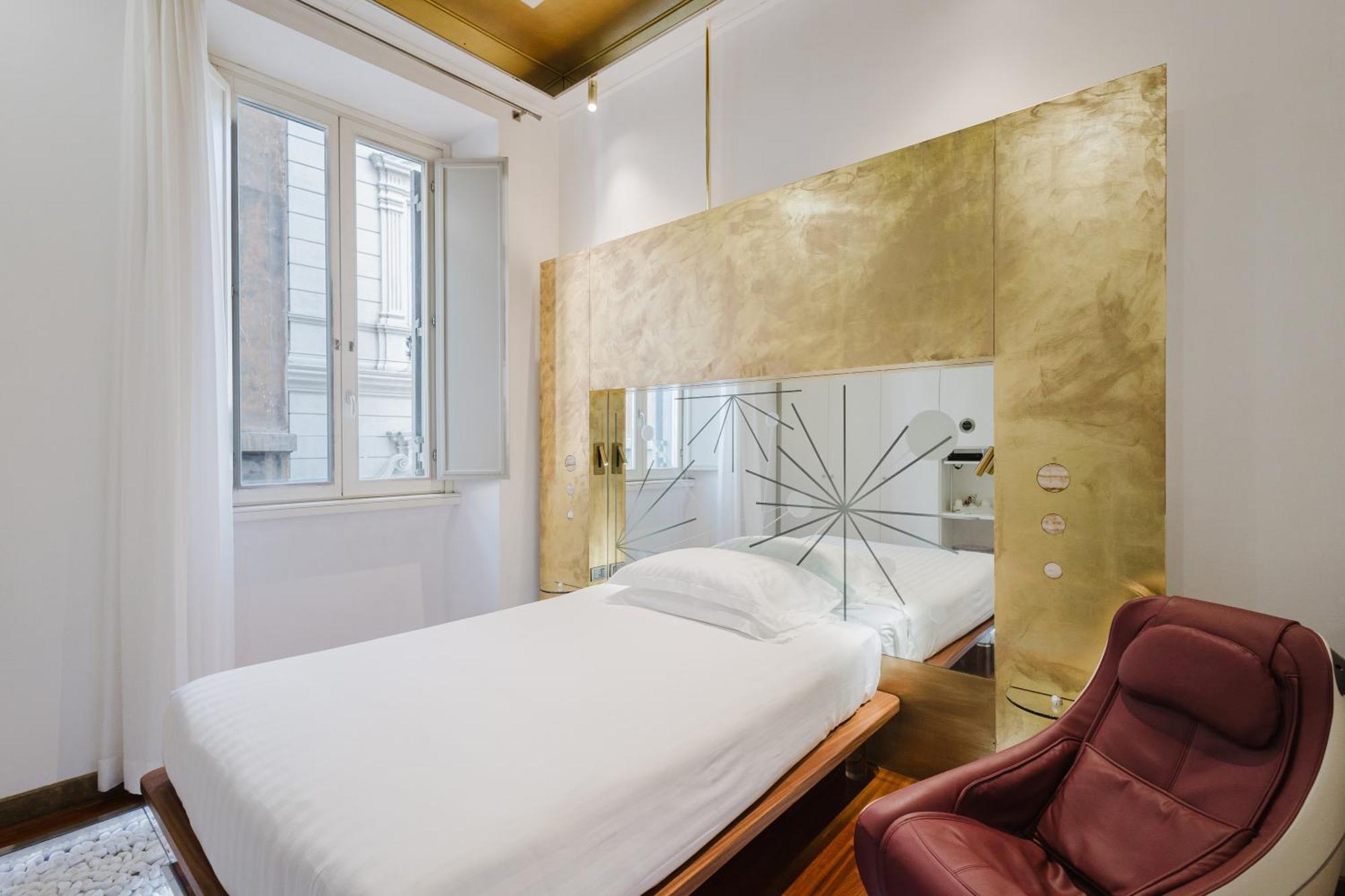 Large Single Room