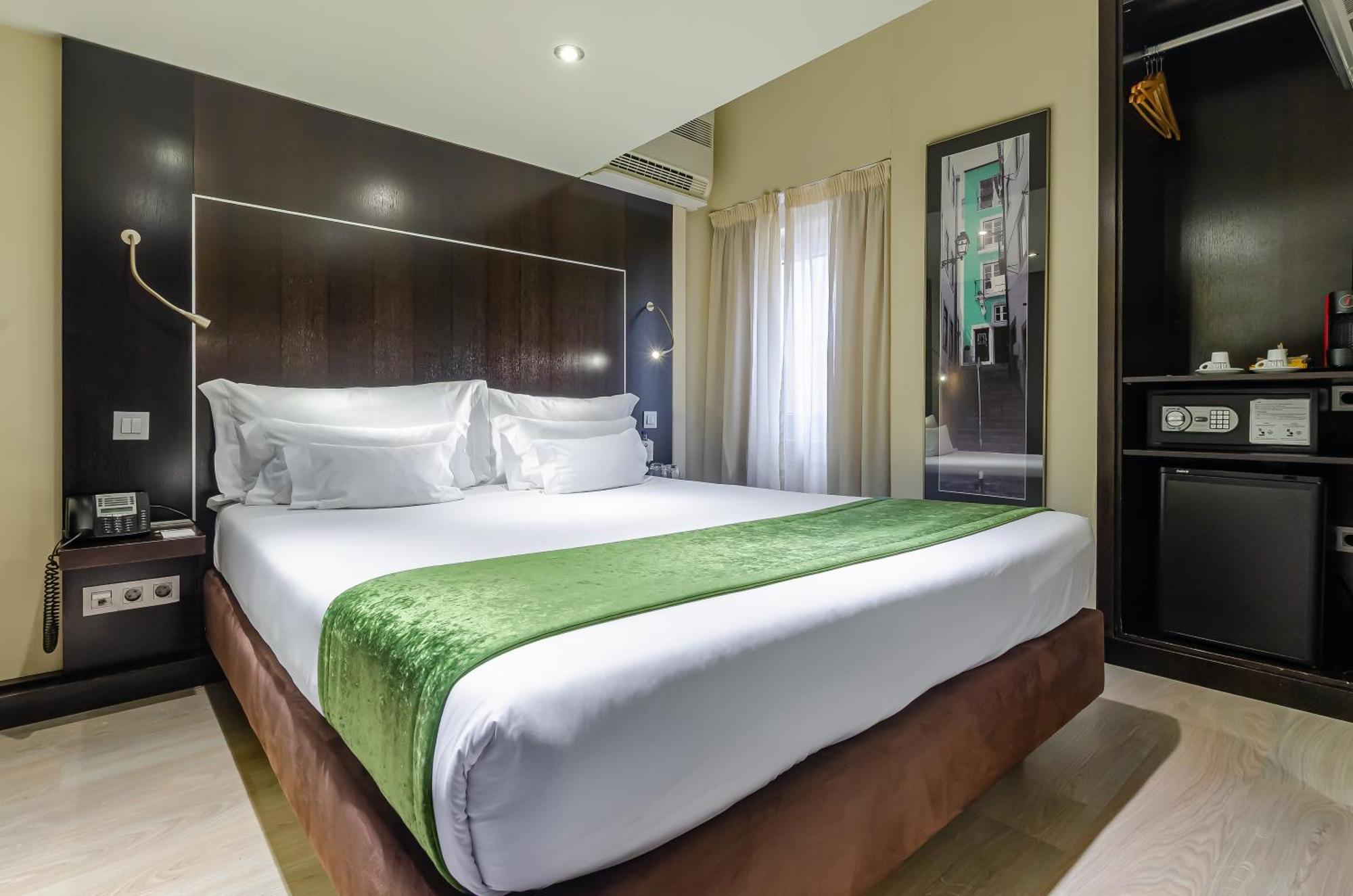 Mini Double Room Interior View