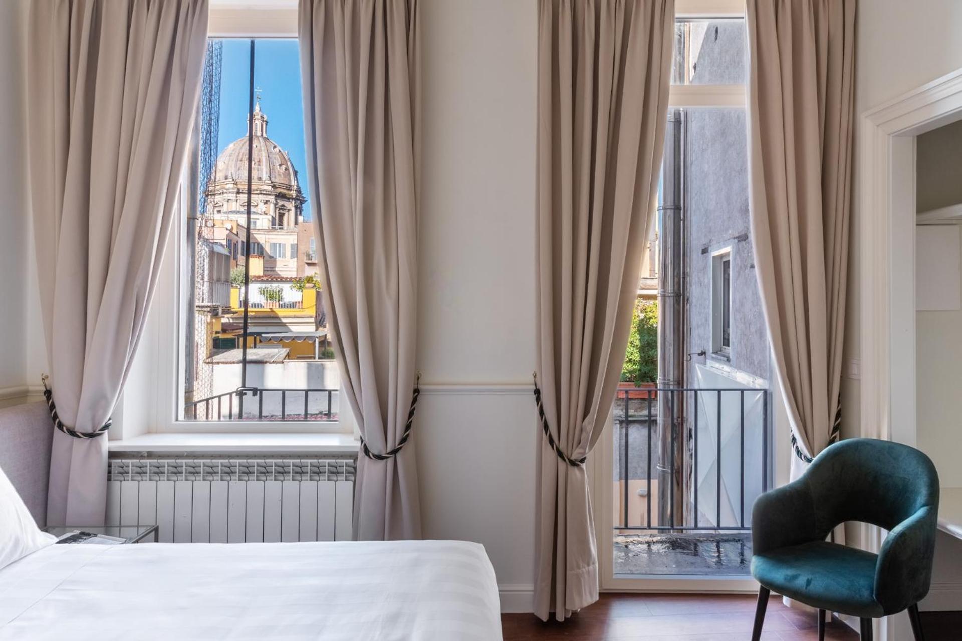 Deluxe Double or Twin Room City View