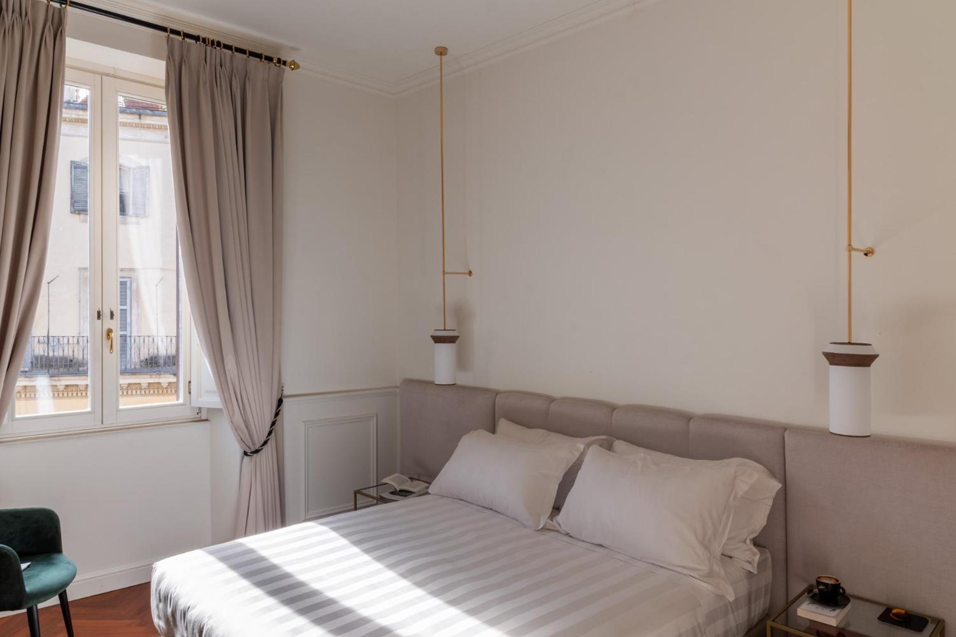 Deluxe Double or Twin Room City View