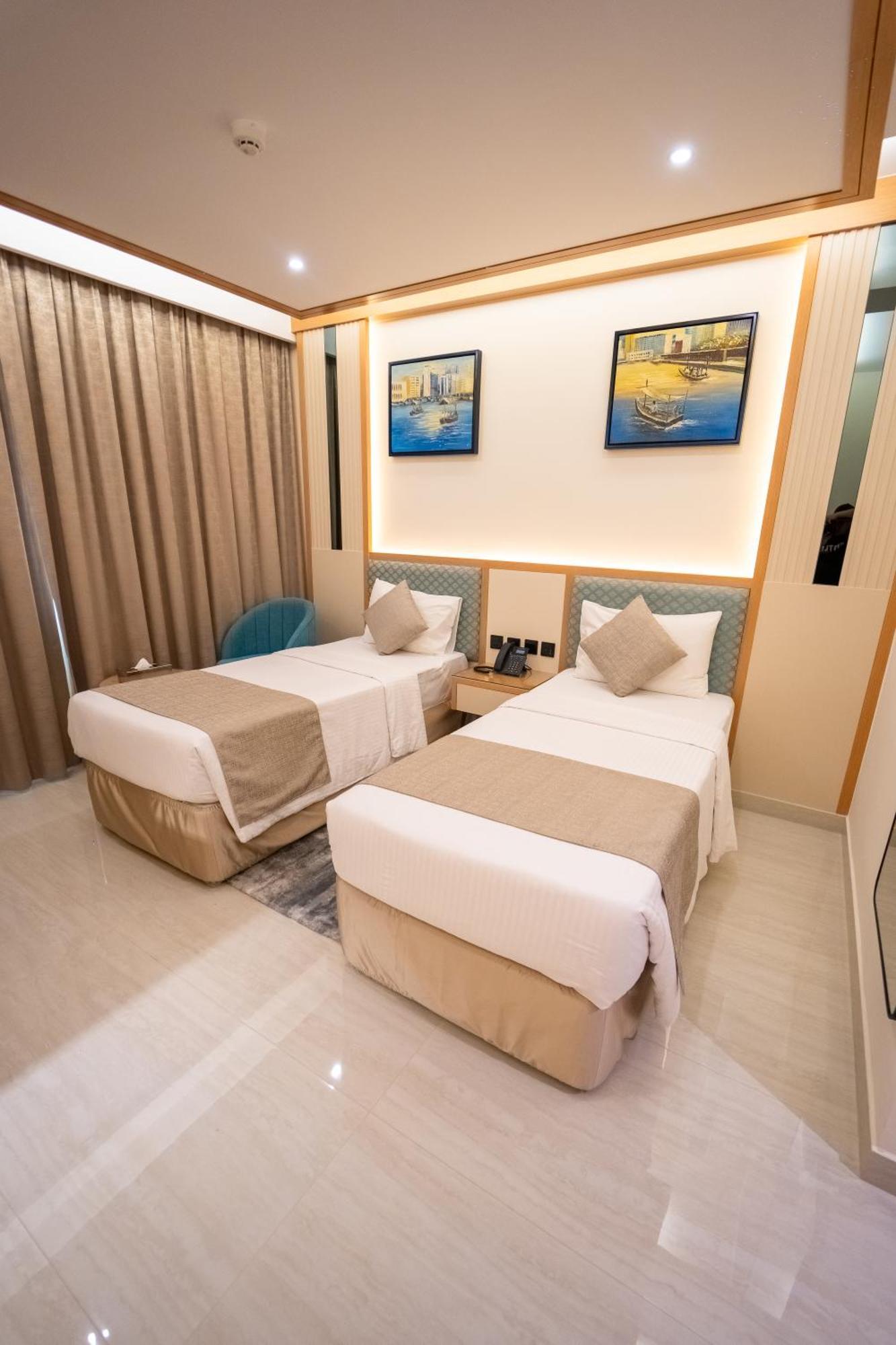 Deluxe Twin Room