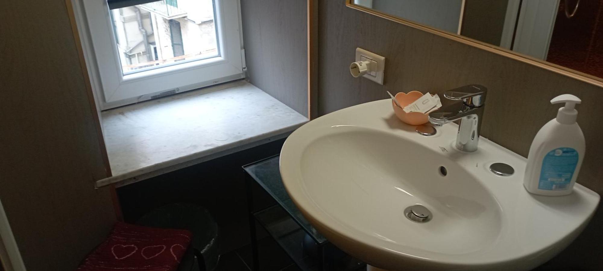 Quadruple Room Private External Bathroom