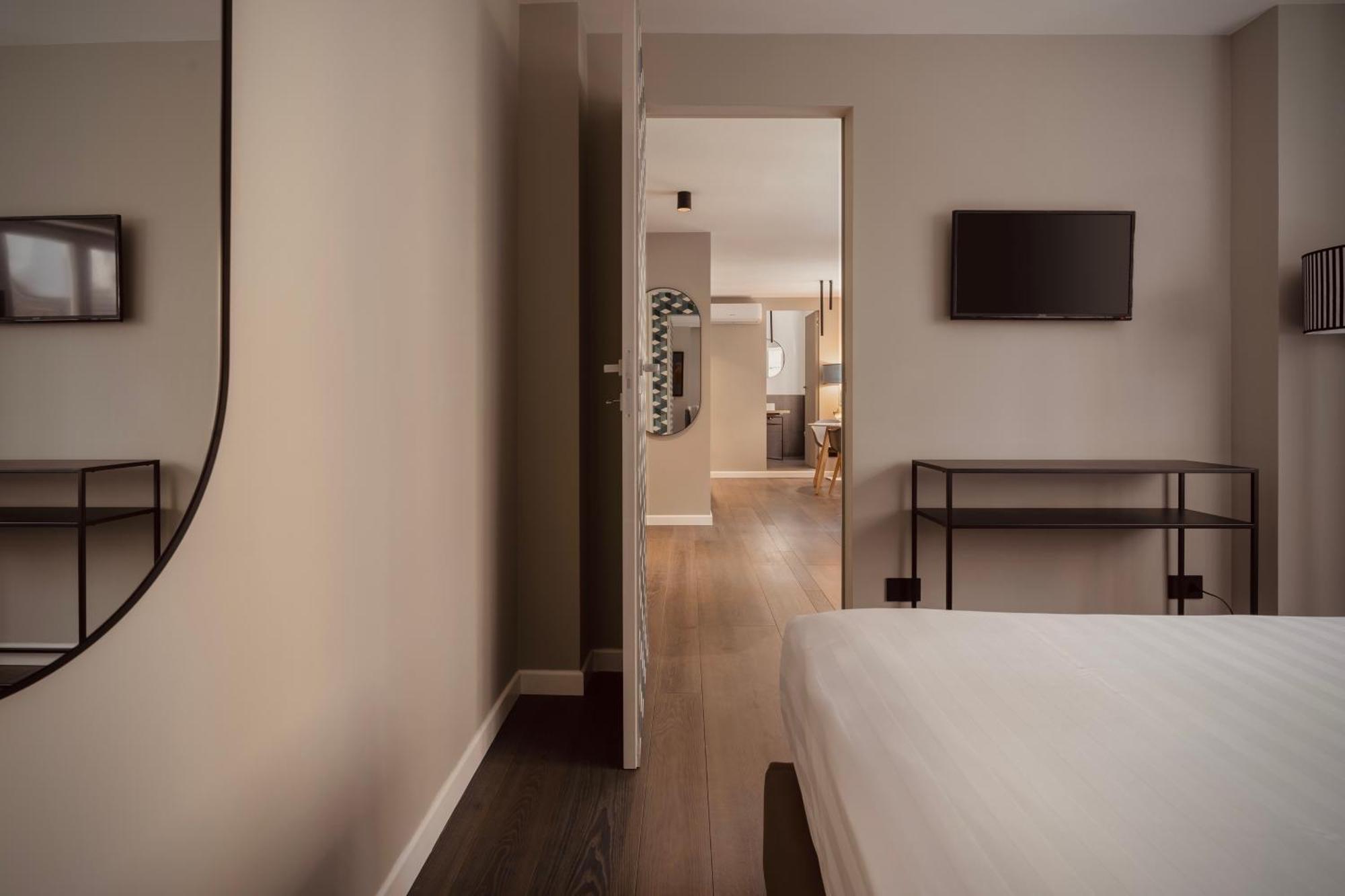 Standard Apartment – Via Santa Lucia 66