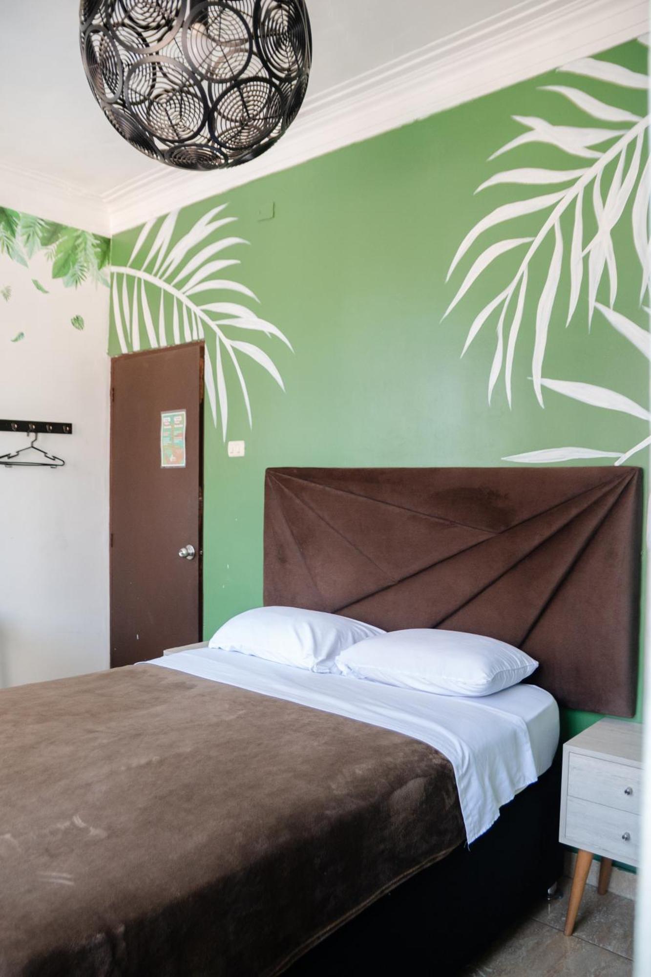 Double Room Private Bathroom