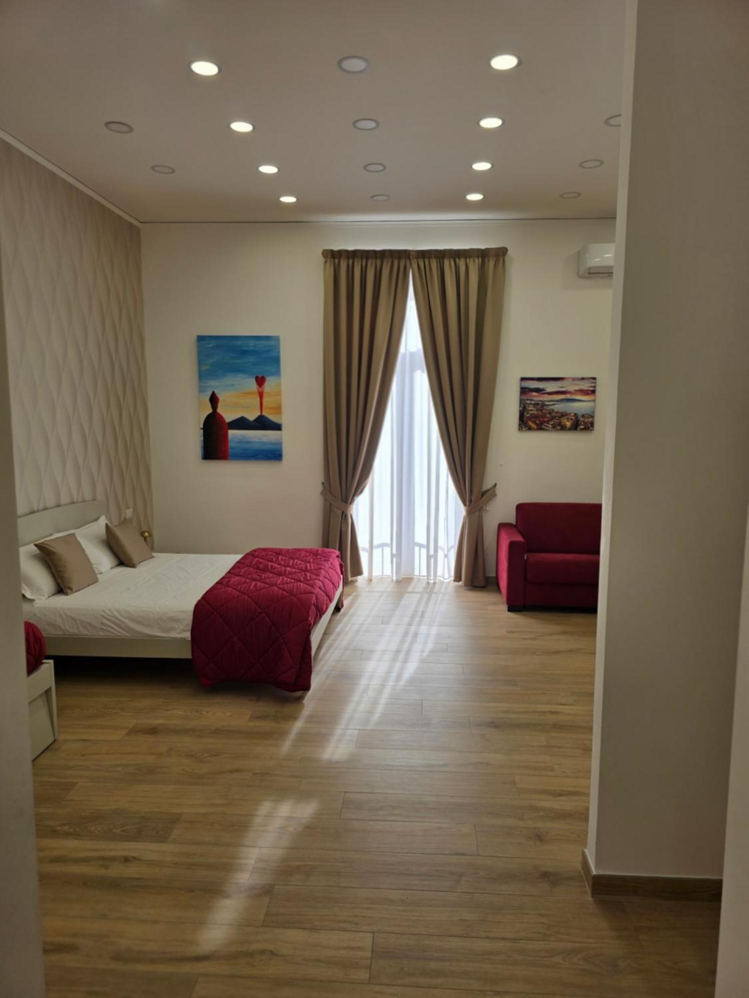 Deluxe Family Room