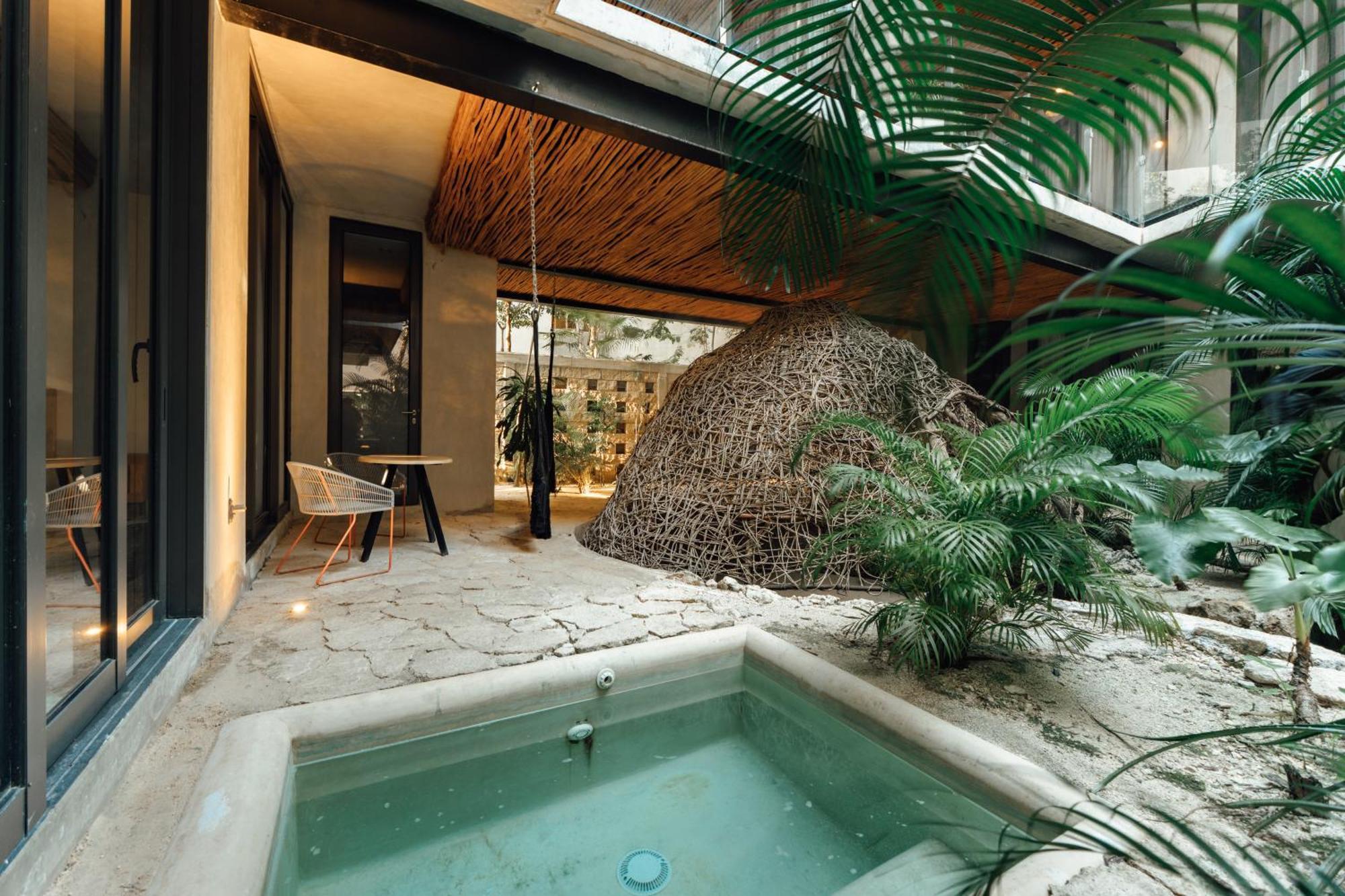 Suite Private Pool