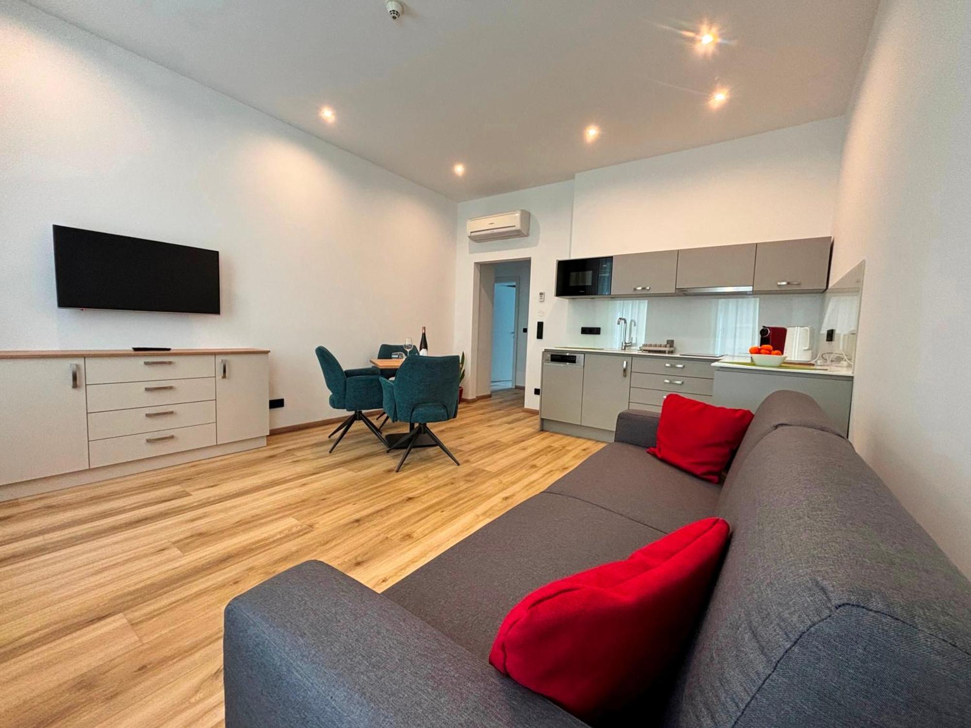 Superior Apartment