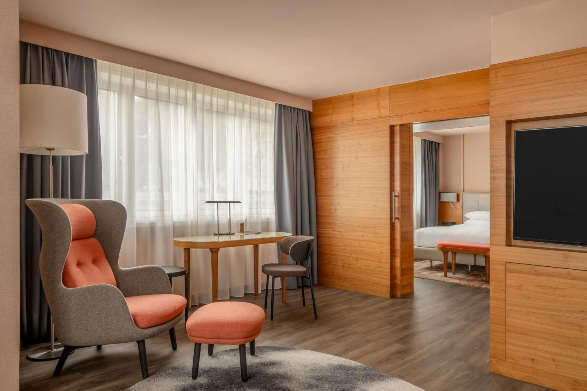 Park Suite M Club lounge access 1 Bedroom Suite 1 King