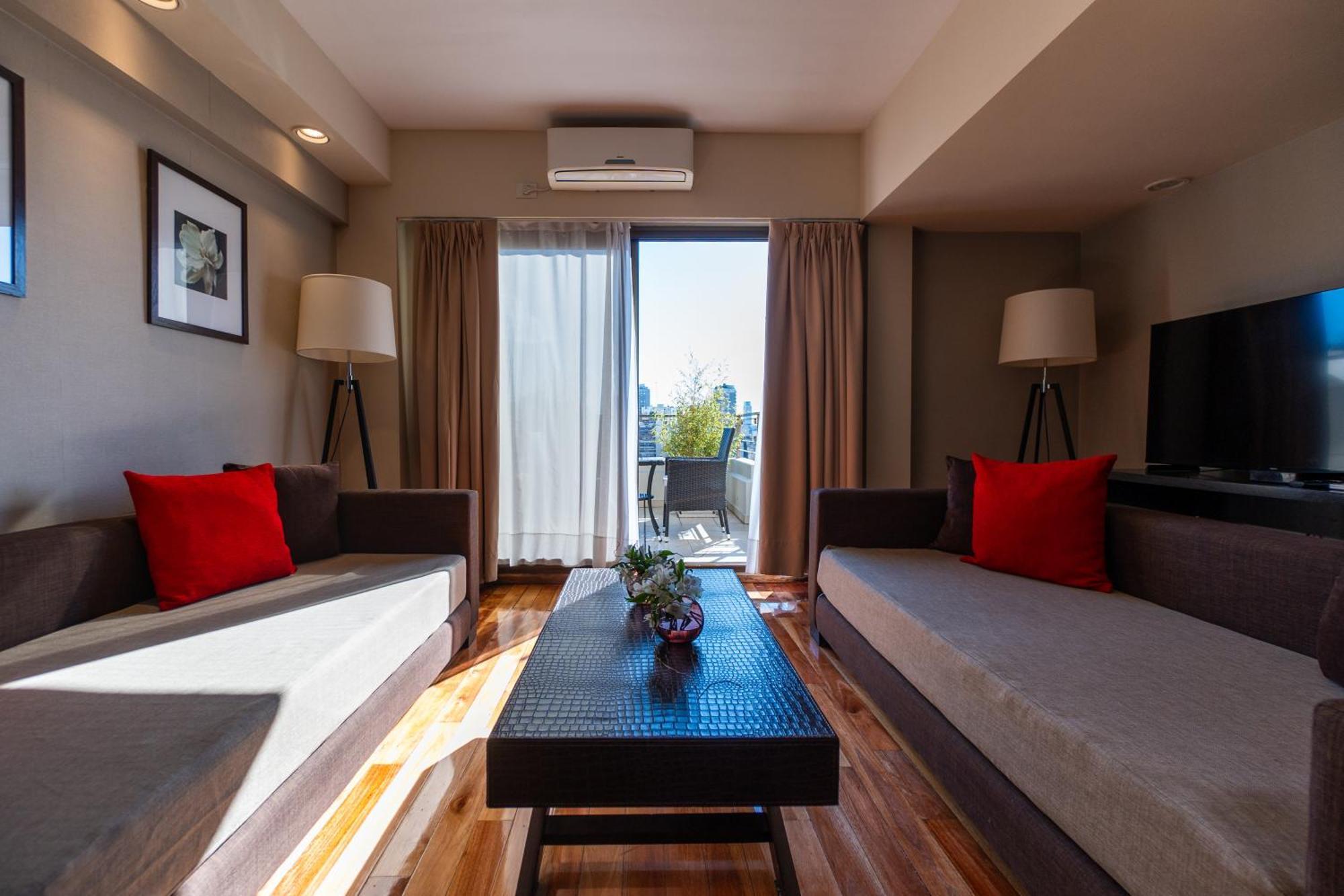 Deluxe Suite